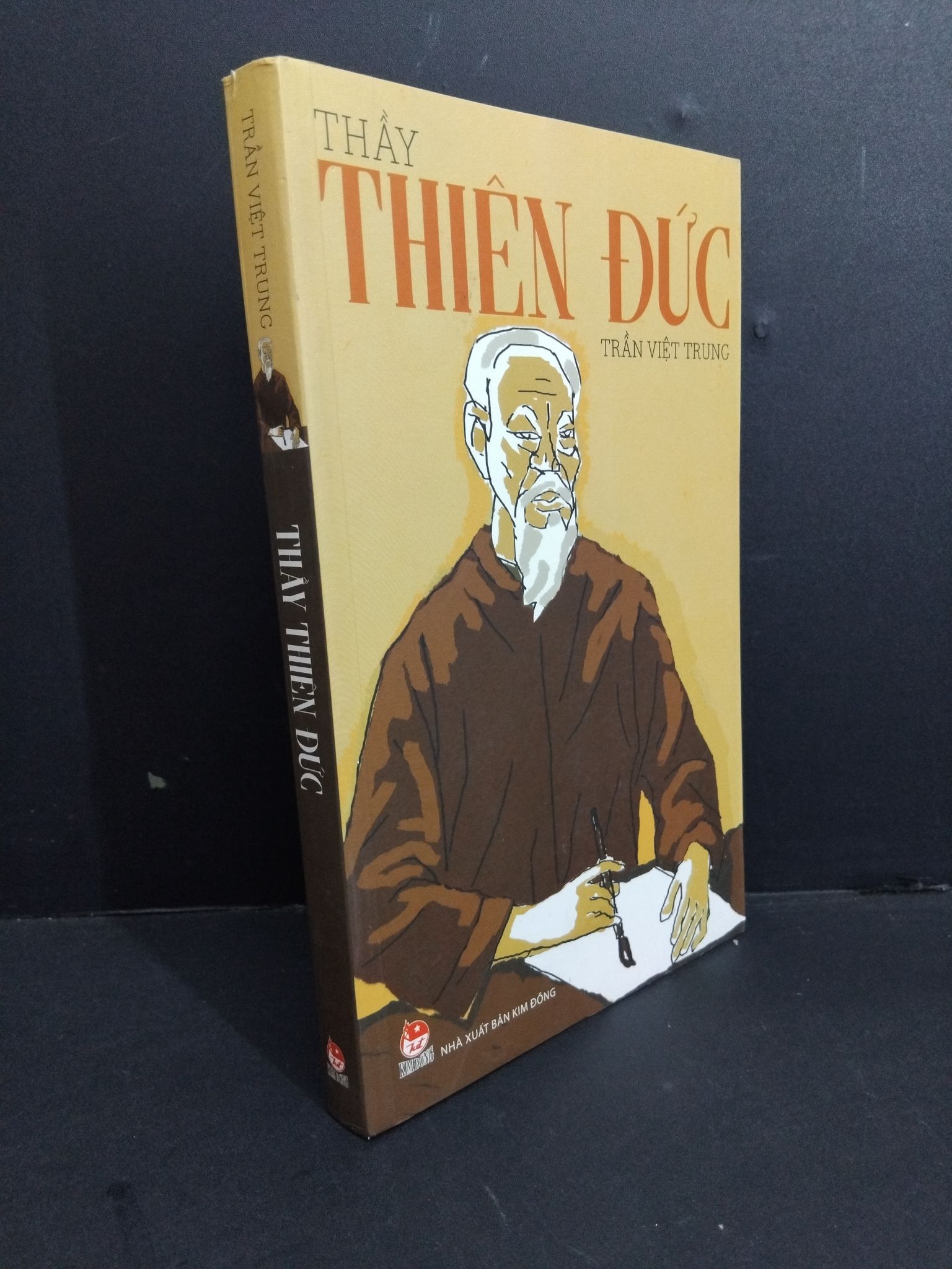 Thầy Thiên Đức mới 90% bẩn bìa, ố nhẹ, mộc đỏ trang đầu 2016 2811 Trần Việt Trung (SL có thể đặt: 1 Cuốn) - SÁCH ĐẠI HỌC
