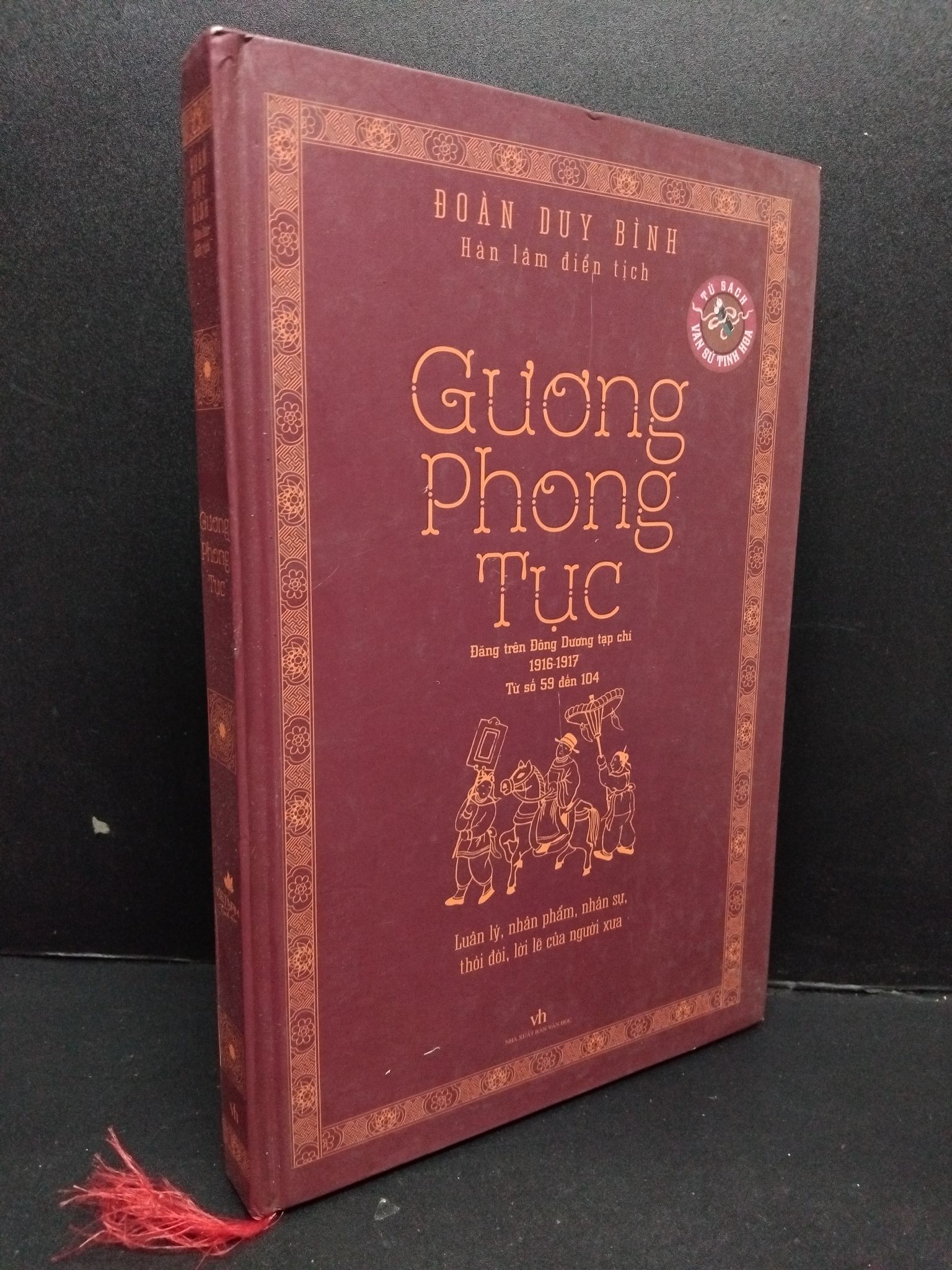 Gương phong tục (bìa cứng) Đoàn Duy Bình mới 90% bẩn nhẹ 2020 2009 (SL có thể đặt: 1 Cuốn) - SÁCH ĐẠI HỌC