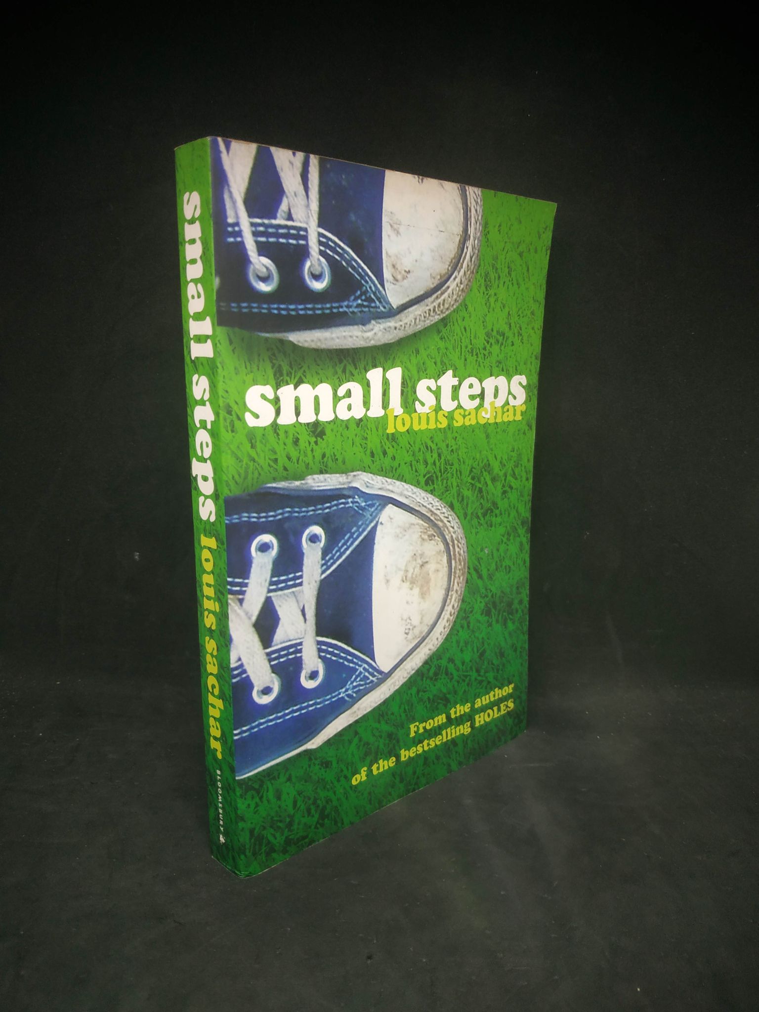 Small steps mới 80% 0503 Sách ngoại văn (SL có thể đặt: 1 Cuốn) - SÁCH ĐẠI HỌC