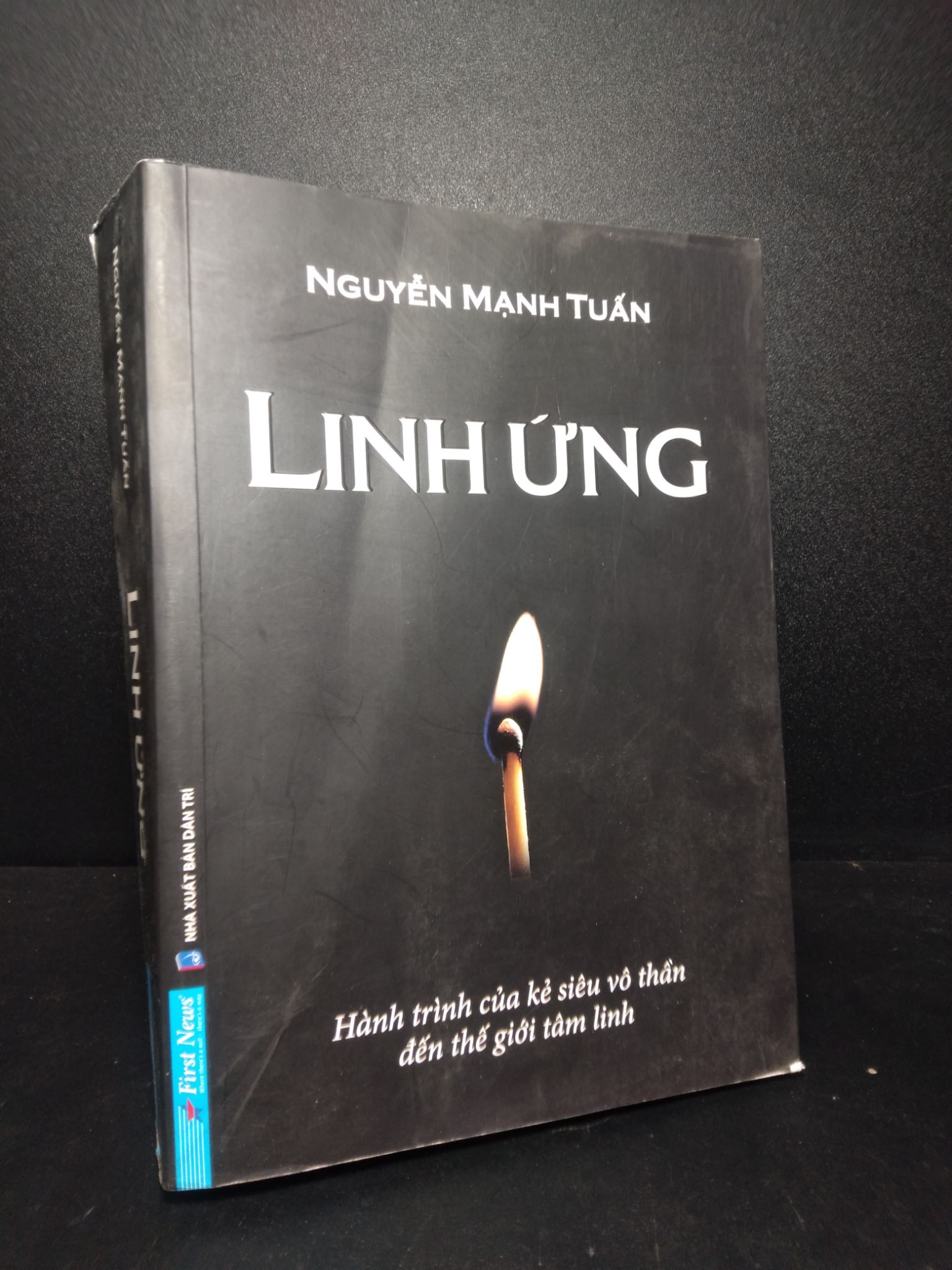 Linh Ứng mới 90% bẩn bìa 0810 (SL có thể đặt: 1 Cuốn) - SÁCH ĐẠI HỌC