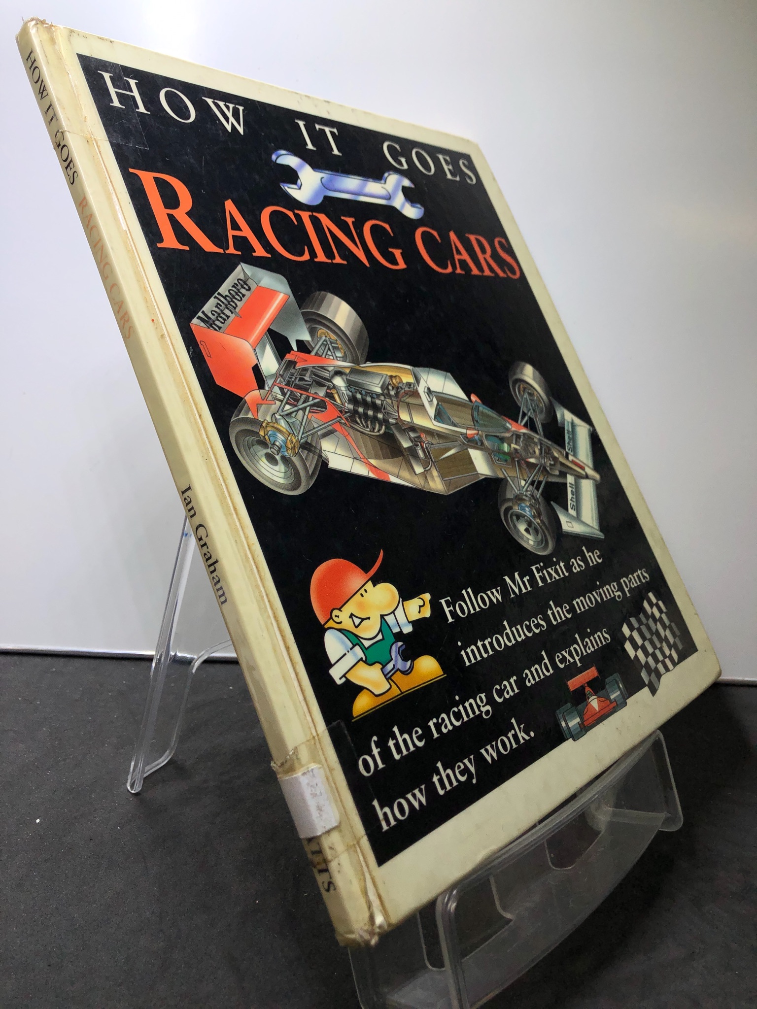 How It Goes Racing Cars BÌA CỨNG mới 80% bẩn nhẹ 3107 Sách ngoại văn (SL có thể đặt: 1 Cuốn) - SÁCH ĐẠI HỌC