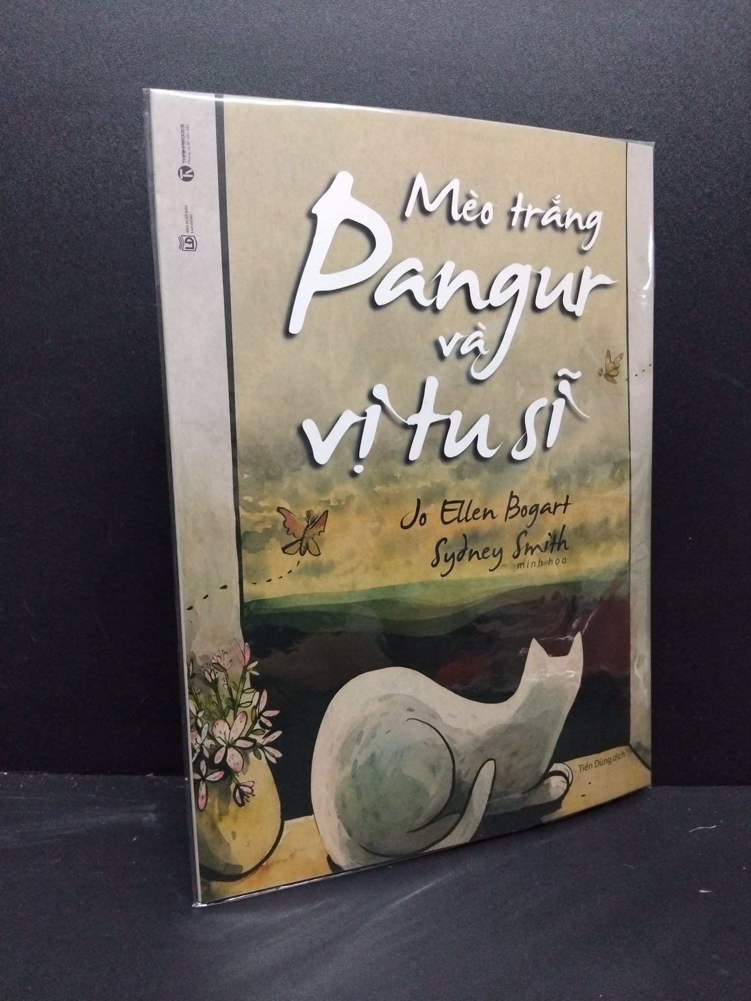 Mèo trắng Pangur và vị tu sĩ Jo Ellen Bogart mới 100% 2408 sách tôn giáo Sách tôn giáo, tâm linh (SL có thể đặt: 1 Cuốn) - SÁCH ĐẠI HỌC