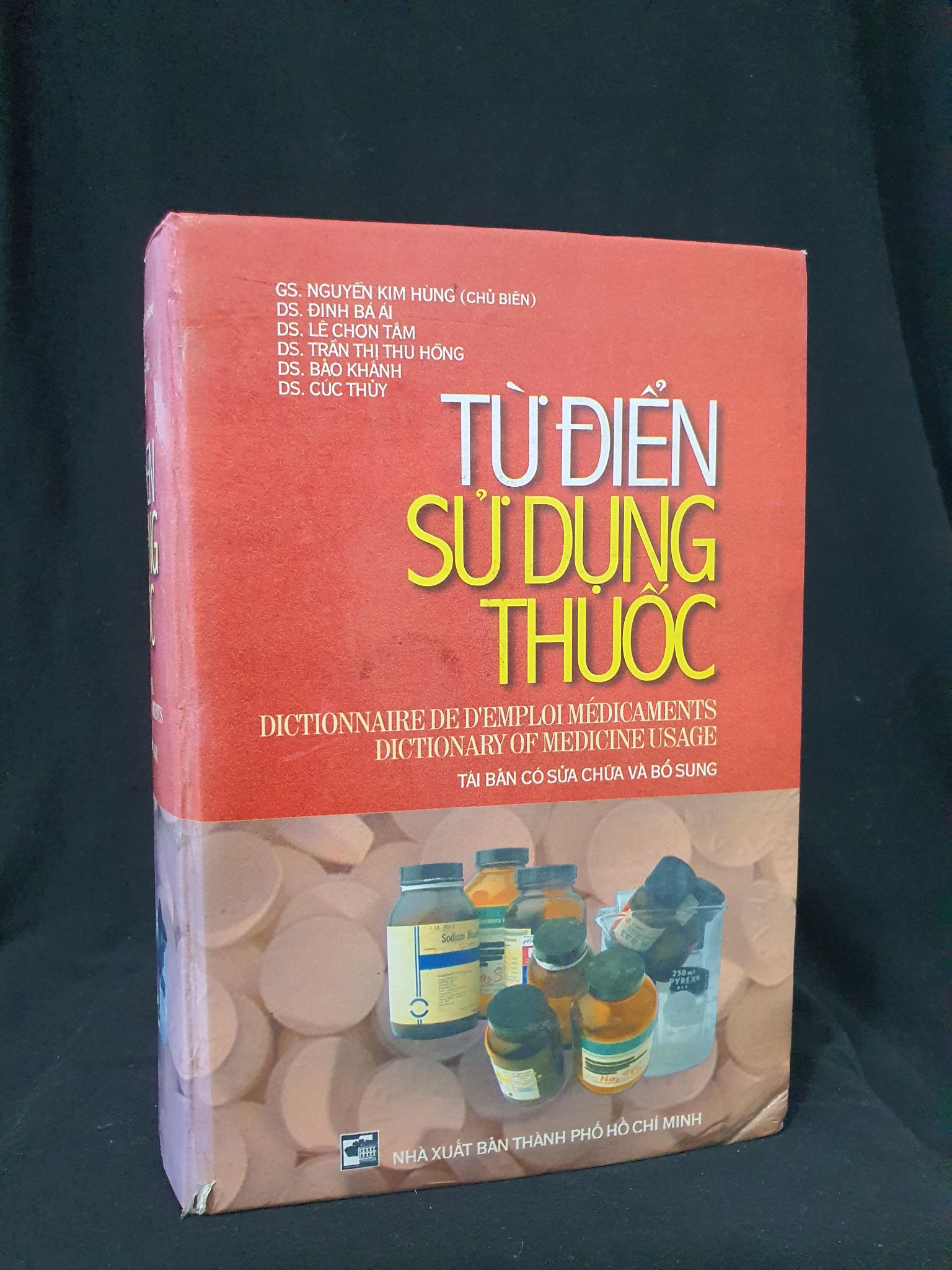 Từ điển sử dụng thuốc mới 60% 2001 -205 GS Nguyễn Kim hùng chủ biên Sách y học khác (SL có thể đặt: 1 Cuốn) - SÁCH ĐẠI HỌC