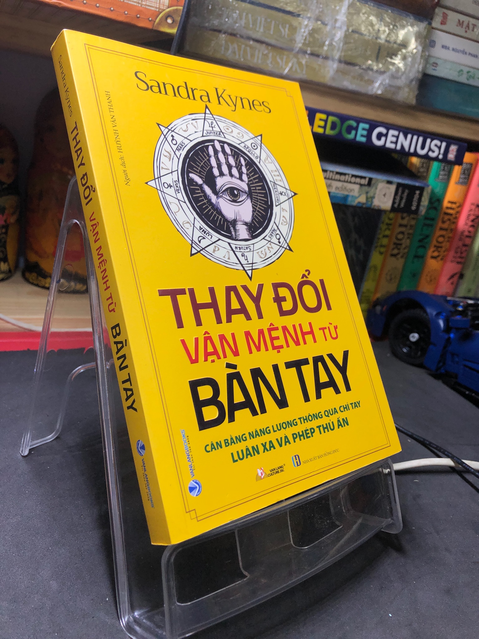 Thay đổi vận mệnh từ bàn tay 2022 mới 85% bẩn bụi Sandra Kynes 2606 Kiến thức bách khoa (SL có thể đặt: 1 Cuốn) - SÁCH ĐẠI HỌC