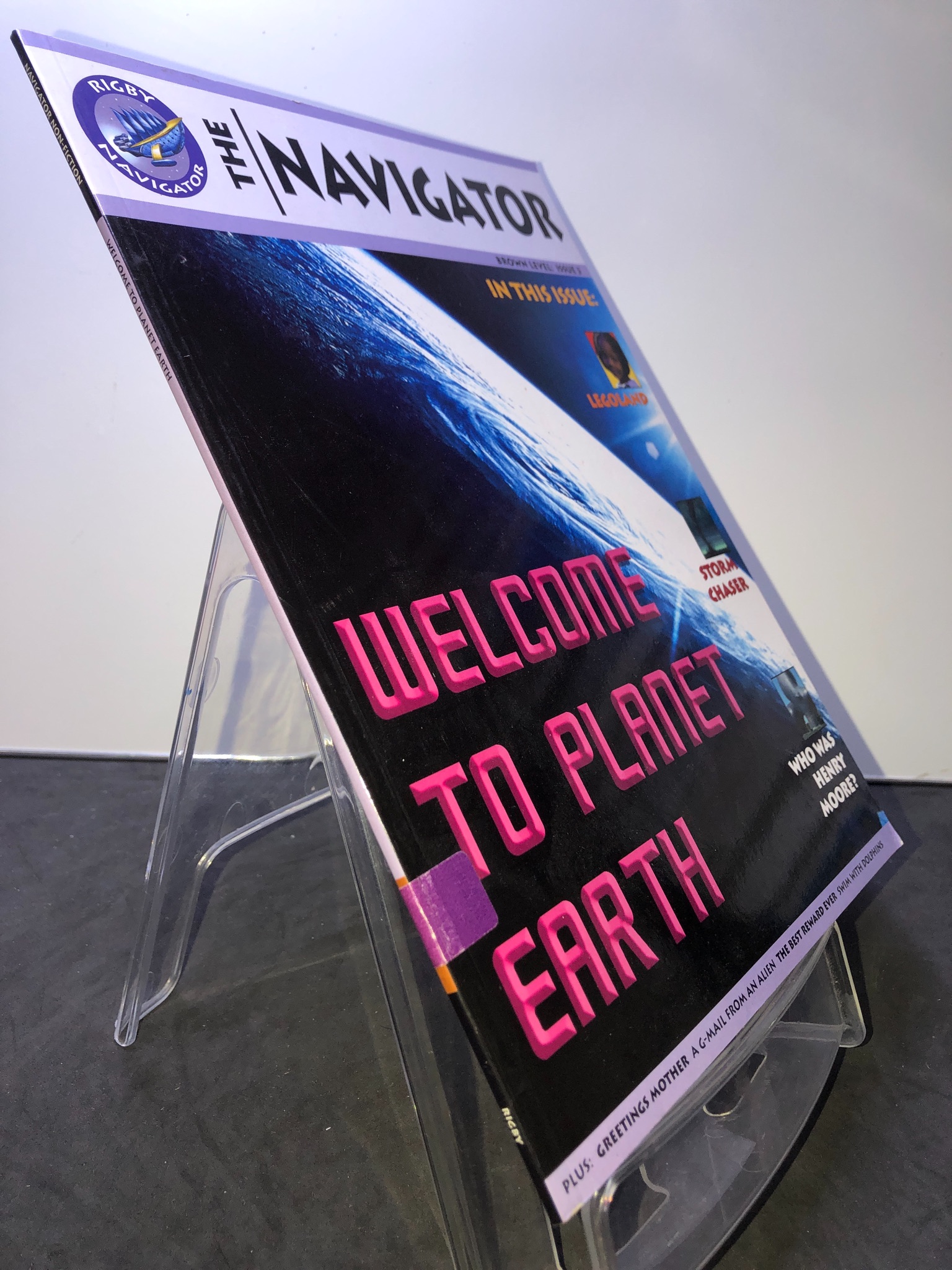 Welcome to Planet Earth mới 85% bẩn nhẹ The Navigator 2707 Sách ngoại văn (SL có thể đặt: 1 Cuốn) - SÁCH ĐẠI HỌC