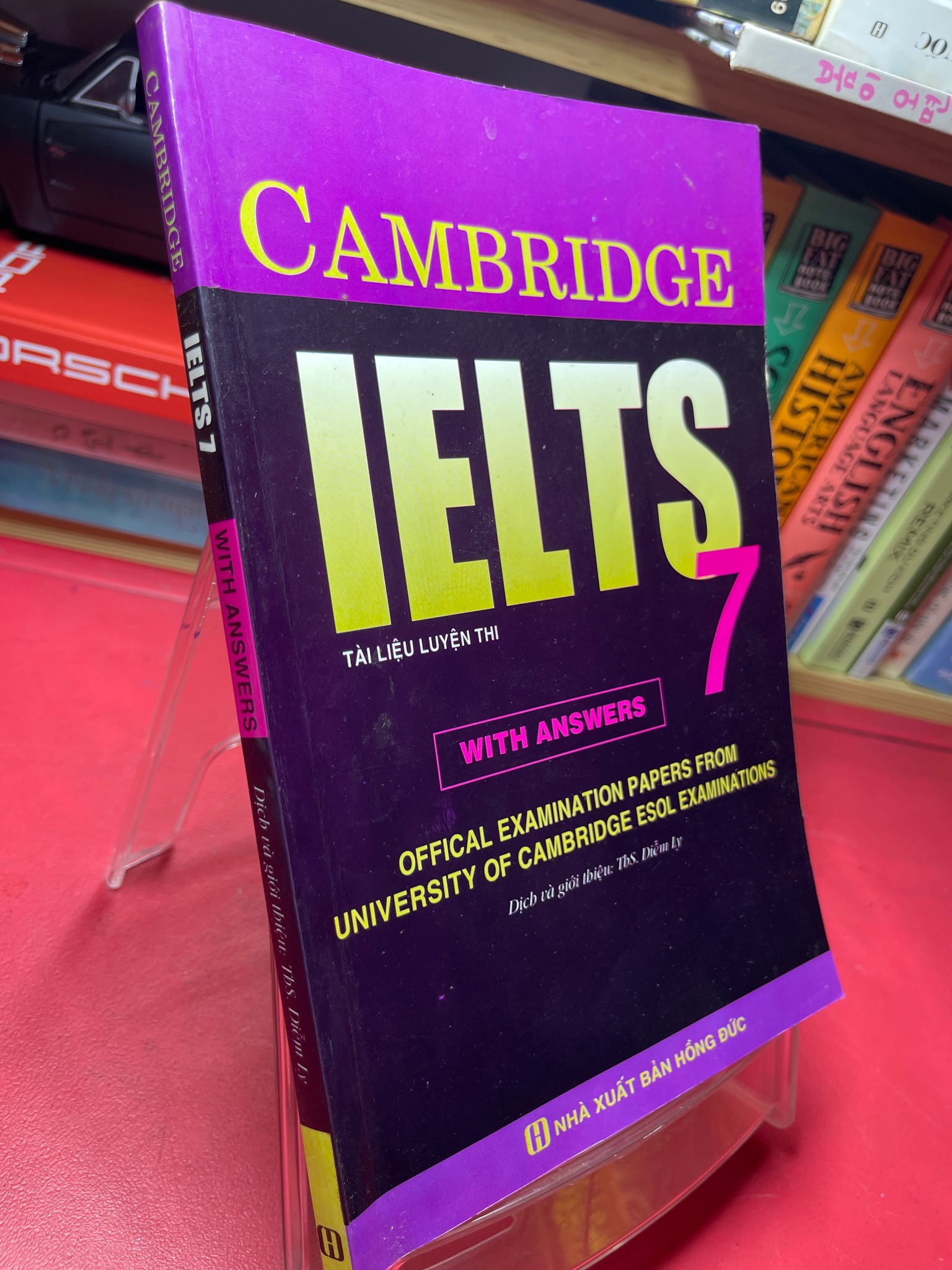 Ielts 7 with answers 2013 mới 75% ố bẩn viền nhẹ bút chì Ths Diễm Ly 1905 Tiếng Anh (SL có thể đặt: 1 Cuốn) - SÁCH ĐẠI HỌC