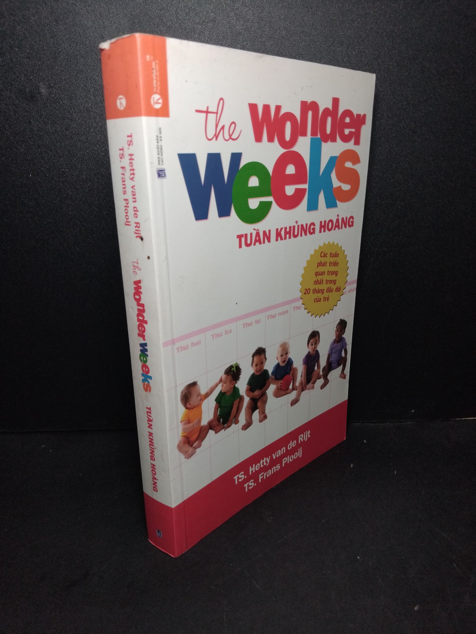 The wonder weeks Tuần khủng hoảng mới 80% ố lỗi xáo trộn trang, có mộc nhà phát hành 2014 2103 Cẩm nang làm cha mẹ (SL có thể đặt: 2 Cuốn) - SÁCH ĐẠI HỌC