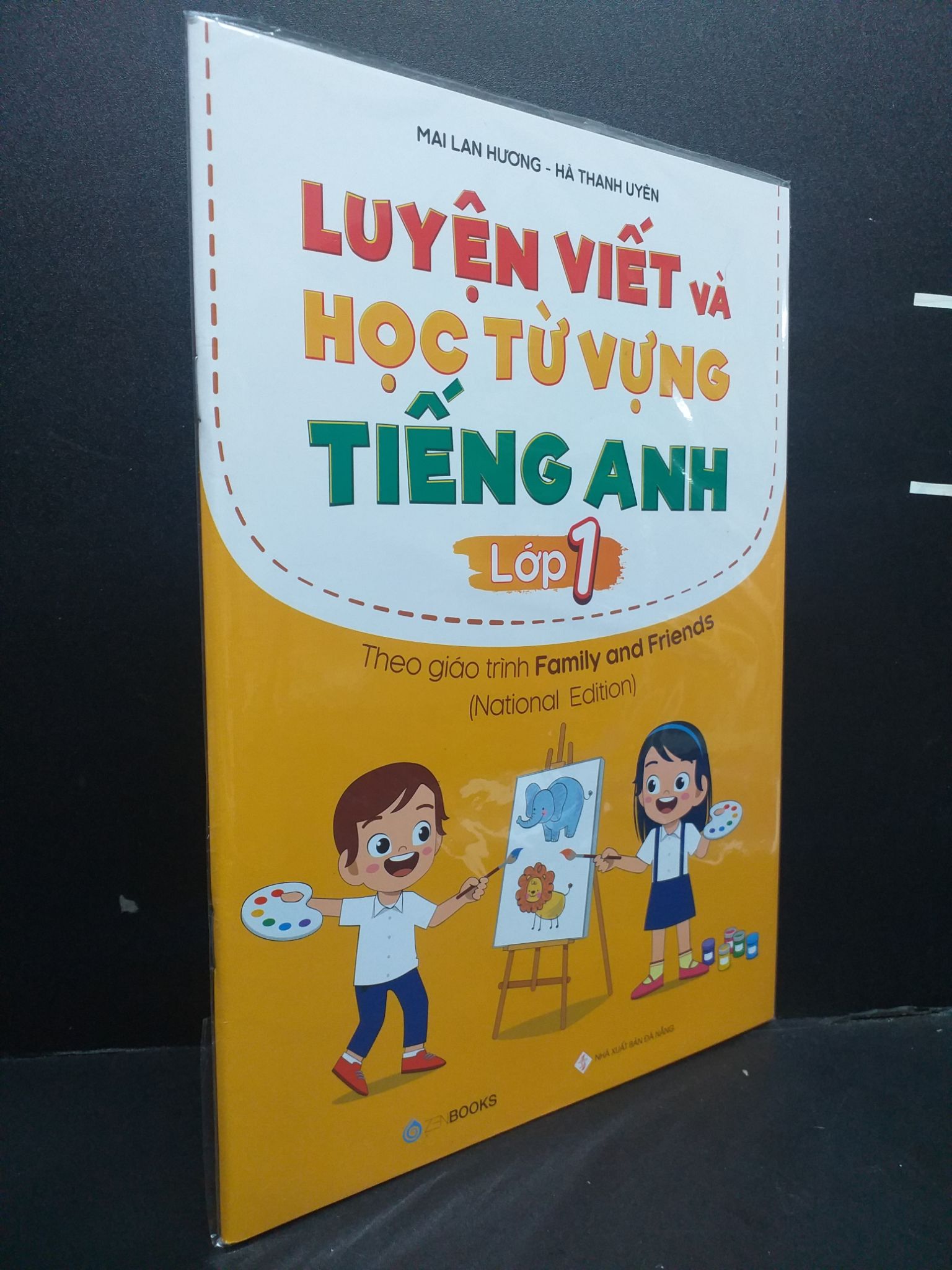 Luyện Viết Và Học Từ Vựng Tiếng Anh Lớp 1 mới 100% 0107 Mai Lan Hương - Hà Thanh Uyên Sách tham khảo cấp I (SL có thể đặt: 1 Cuốn) - SÁCH ĐẠI HỌC
