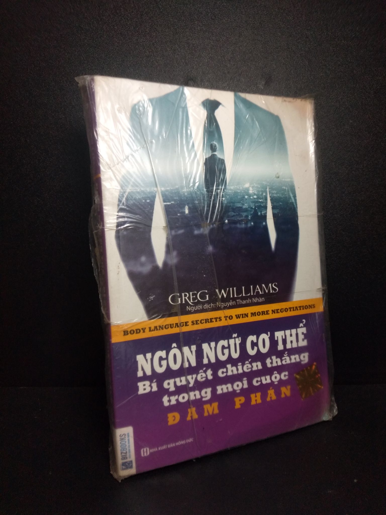 Ngôn ngữ cơ thể bí quyết chiến thắng trong mọi cuộc đàm phán mới 80% 0310 (SL có thể đặt: 1 Cuốn) - SÁCH ĐẠI HỌC