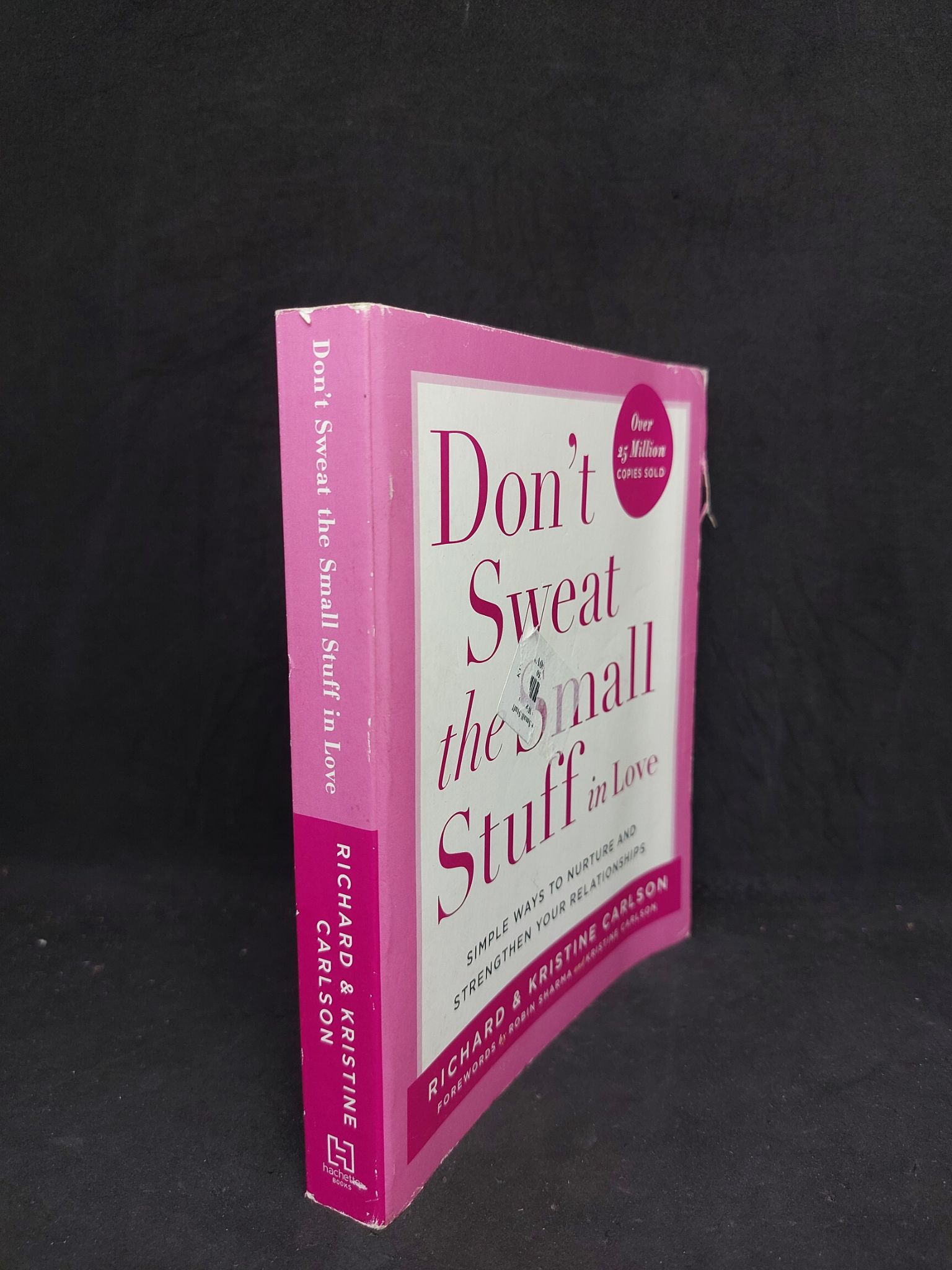Don't sweat the small stuff in love mới 80% 1207 Sách ngoại văn (SL có thể đặt: 1 Cuốn) - SÁCH ĐẠI HỌC