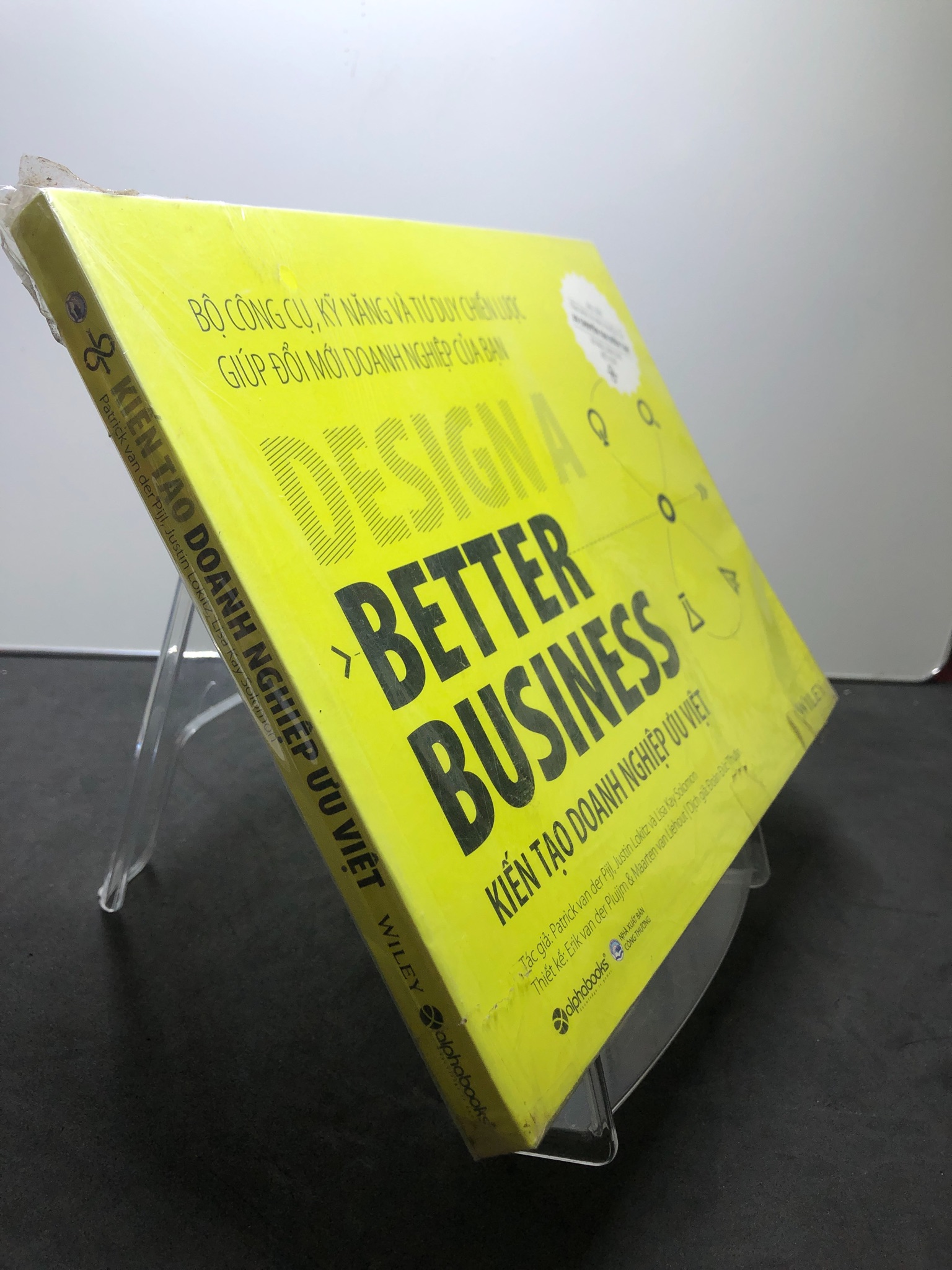Designa Better Business Kiến tạo doanh nghiệp ưu việt mới 95% seal nilon Patrick van der Pijl, Justin Lokitz và Lisa Kay Solomon 2207 Sách tư duy, kỹ năng sống (SL có thể đặt: 1 Cuốn) - SÁCH ĐẠI HỌC