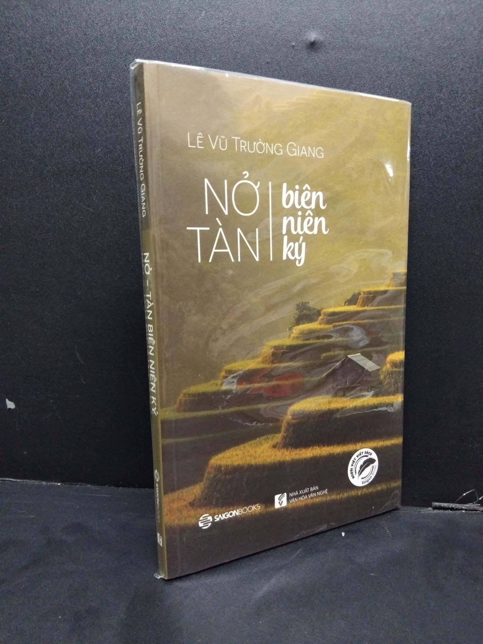Nở - Tàn biên niên ký Lê Vũ Trường Giang mới 100% 2408 sách kỹ năng Sách tư duy, kỹ năng sống (SL có thể đặt: 1 Cuốn) - SÁCH ĐẠI HỌC