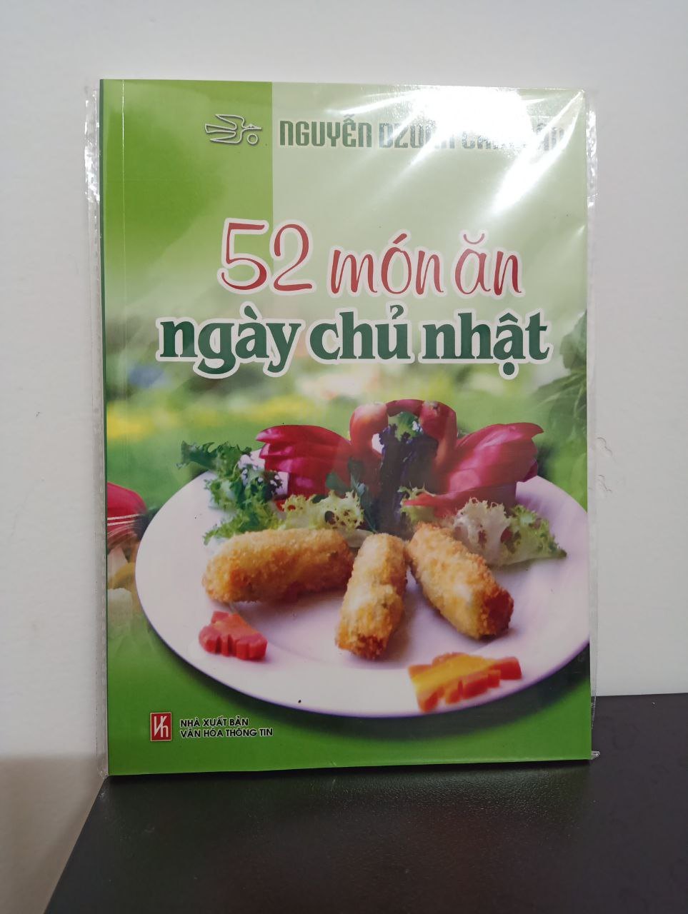 52 Món Ăn Ngày Chủ Nhật - Nguyễn Dzoãn Cẩm Vân New 100% 2408 Sách nấu ăn (SL có thể đặt: 1 cuốn) - SÁCH ĐẠI HỌC