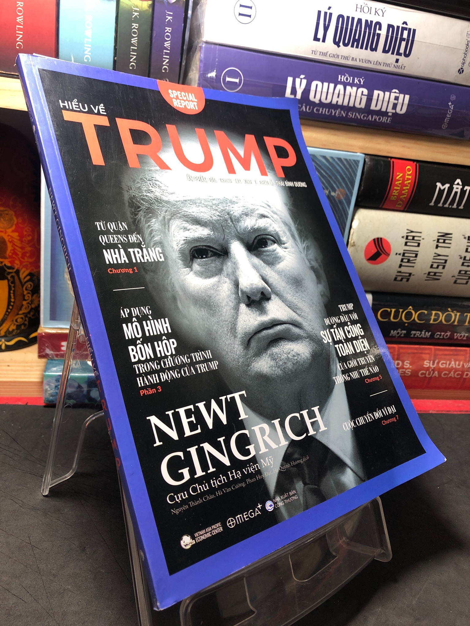 Hiểu về Trump - ấn phẩm của trung tâm kinh tế châu á - thái bình dương 2019 mới 90% 2709 Phân tích kinh tế (SL có thể đặt: 1 Cuốn) - SÁCH ĐẠI HỌC