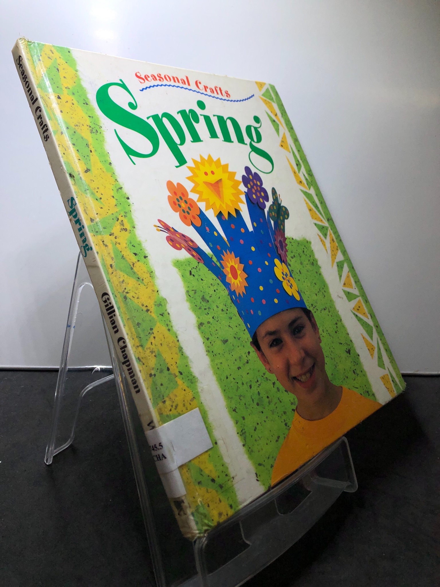Spring BÌA CỨNG mới 80% bẩn nhẹ Seasonal Crafts 3107 Sách ngoại văn (SL có thể đặt: 1 Cuốn) - SÁCH ĐẠI HỌC
