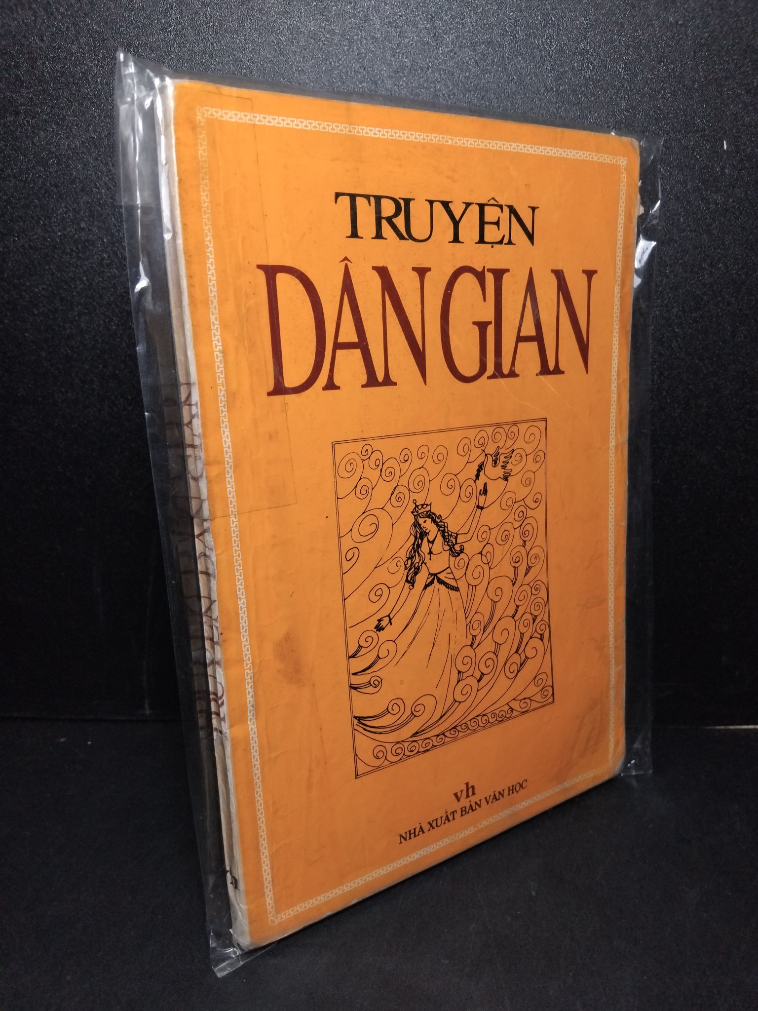 Truyện dân gian mới 80% bẩn bìa, ố vàng 2603 (SL có thể đặt: 1 Cuốn) - SÁCH ĐẠI HỌC