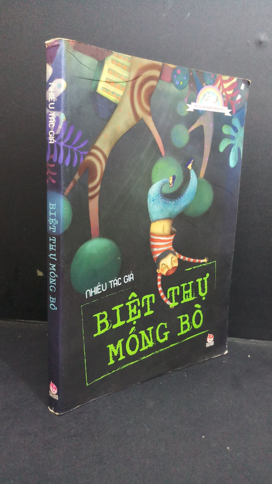 Biệt thự móng bò mới 80% ố 2011 0412 (SL có thể đặt: 1 Cuốn) - SÁCH ĐẠI HỌC
