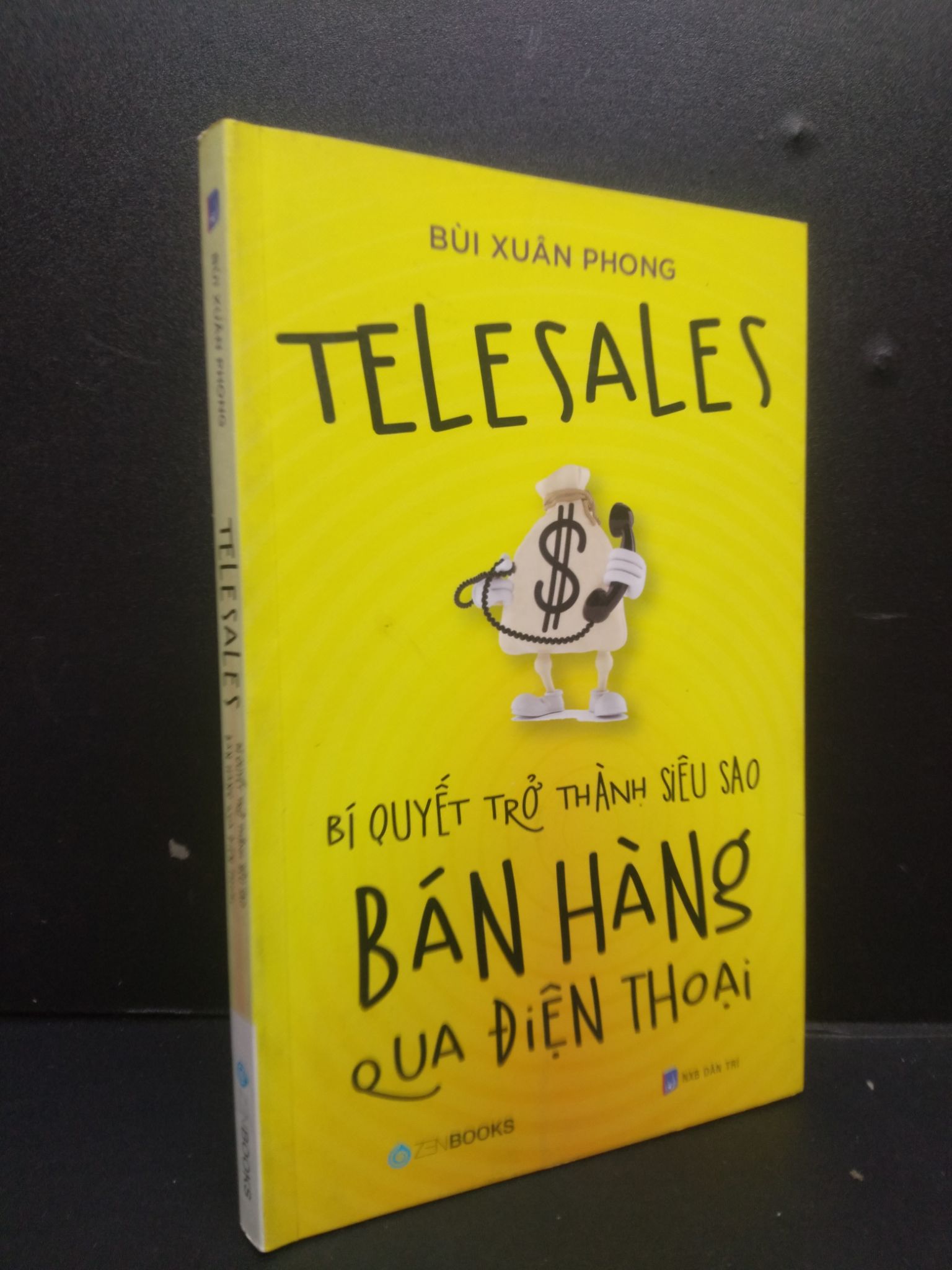 Telesales - Bí quyết trở thành siêu sao bán hàng qua điện thoại mới 90% bẩn nhẹ 2019 2105 Bùi Xuân Phong Marketing, bán hàng (SL có thể đặt: 1 Cuốn) - SÁCH ĐẠI HỌC