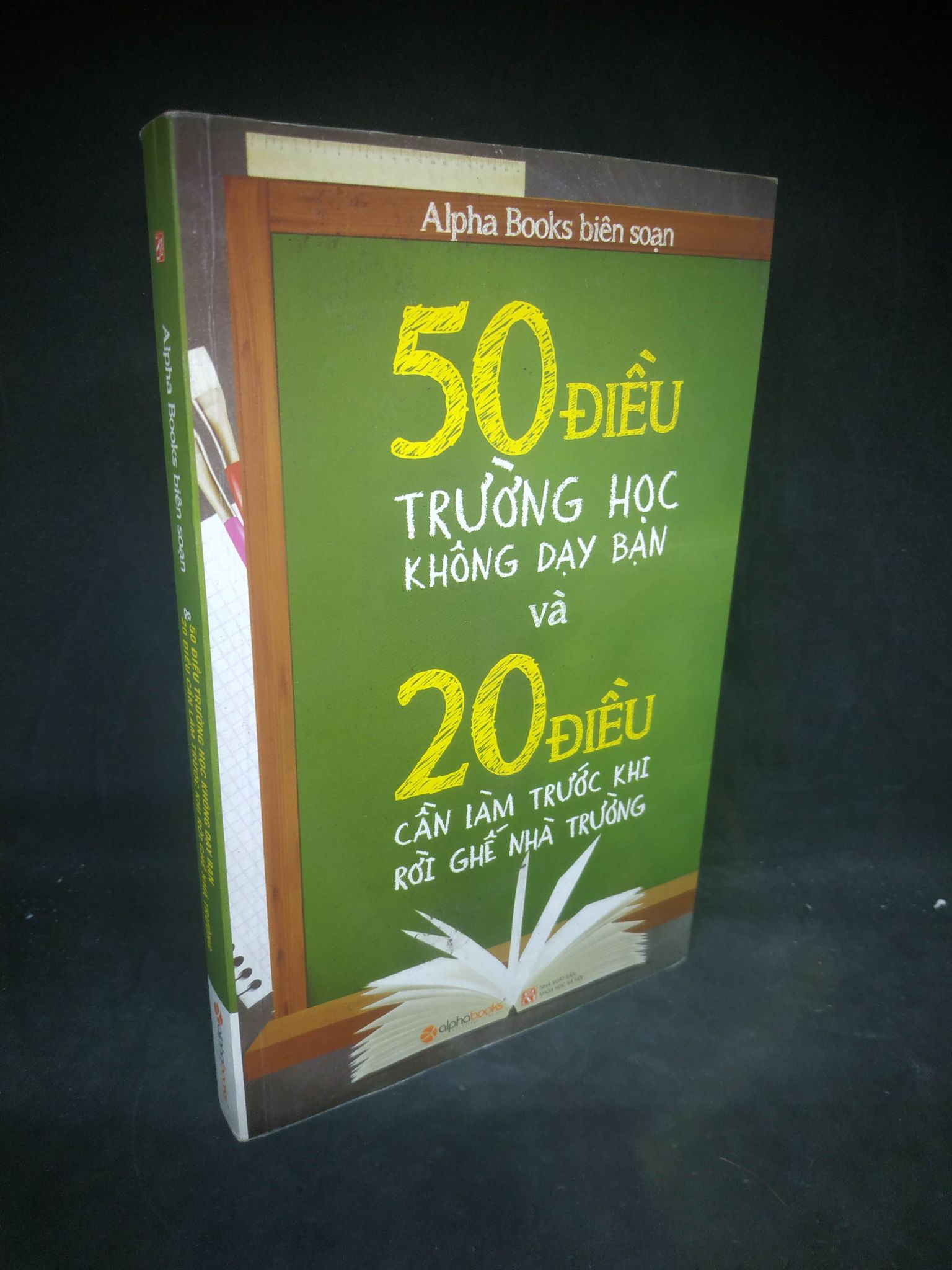 50 Điều trường học không dạy bạn & 20 điều cần làm trước khi rời ghế nhà trường mới 90% 2802 Sách tư duy, kỹ năng sống (SL có thể đặt: 1 Cuốn) - SÁCH ĐẠI HỌC