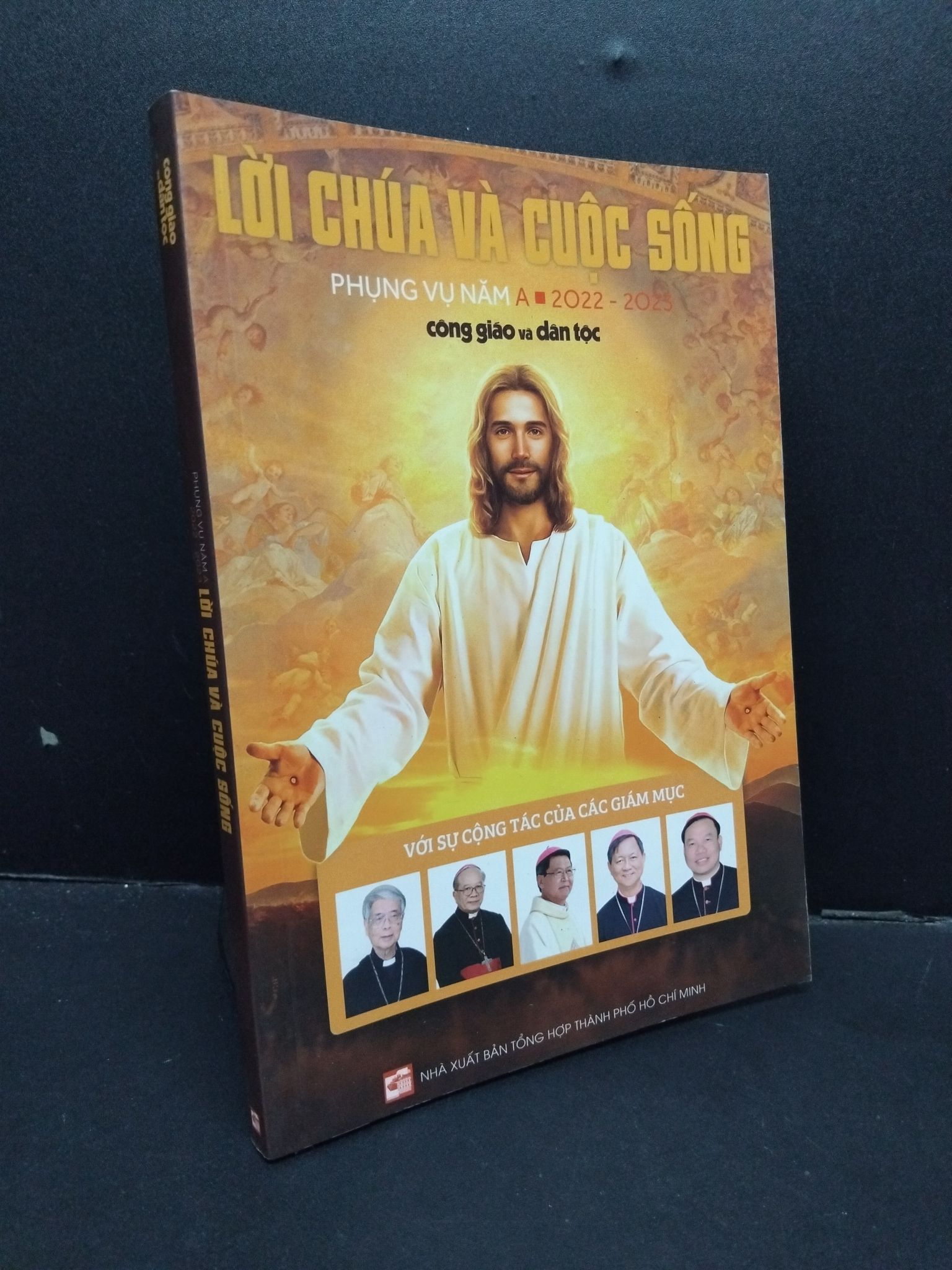Lời chúa và cuộc sống - Phụng vụ năm A 2022 - 2023 mới 90% bẩn nhẹ 1209 Công giáo (SL có thể đặt: 1 Cuốn) - SÁCH ĐẠI HỌC