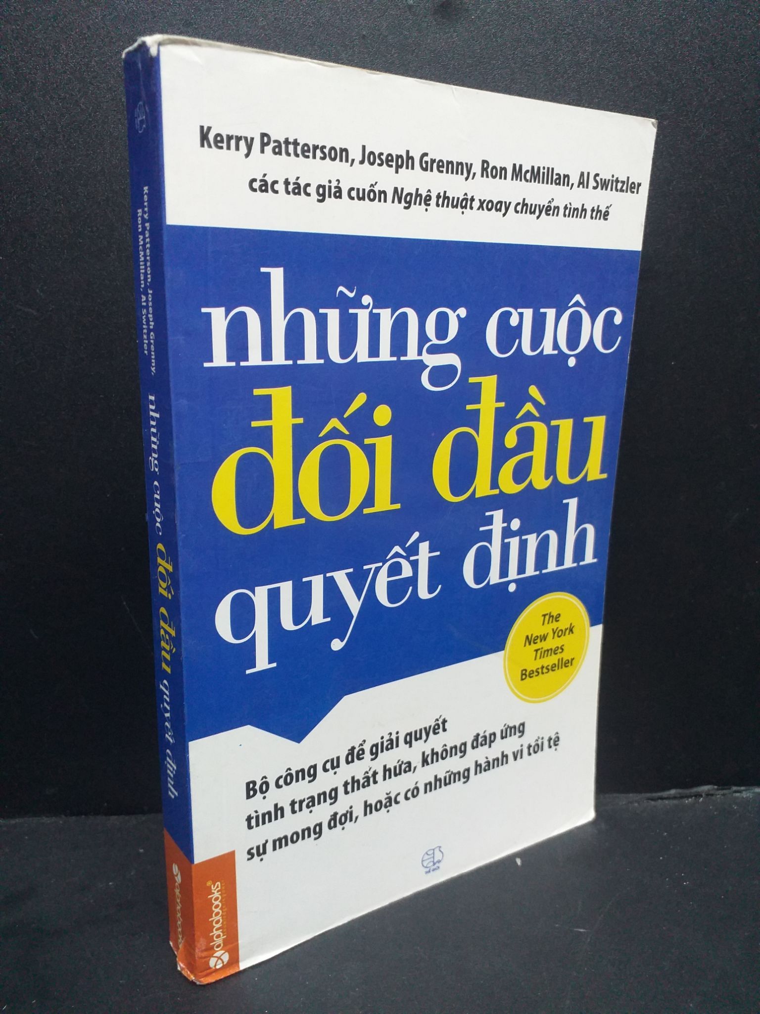 Những cuộc đối đầu quyết định mới 80% chóc gáy nhẹ 2013 0107 Quản trị, lãnh đạo (SL có thể đặt: 1 Cuốn) - SÁCH ĐẠI HỌC