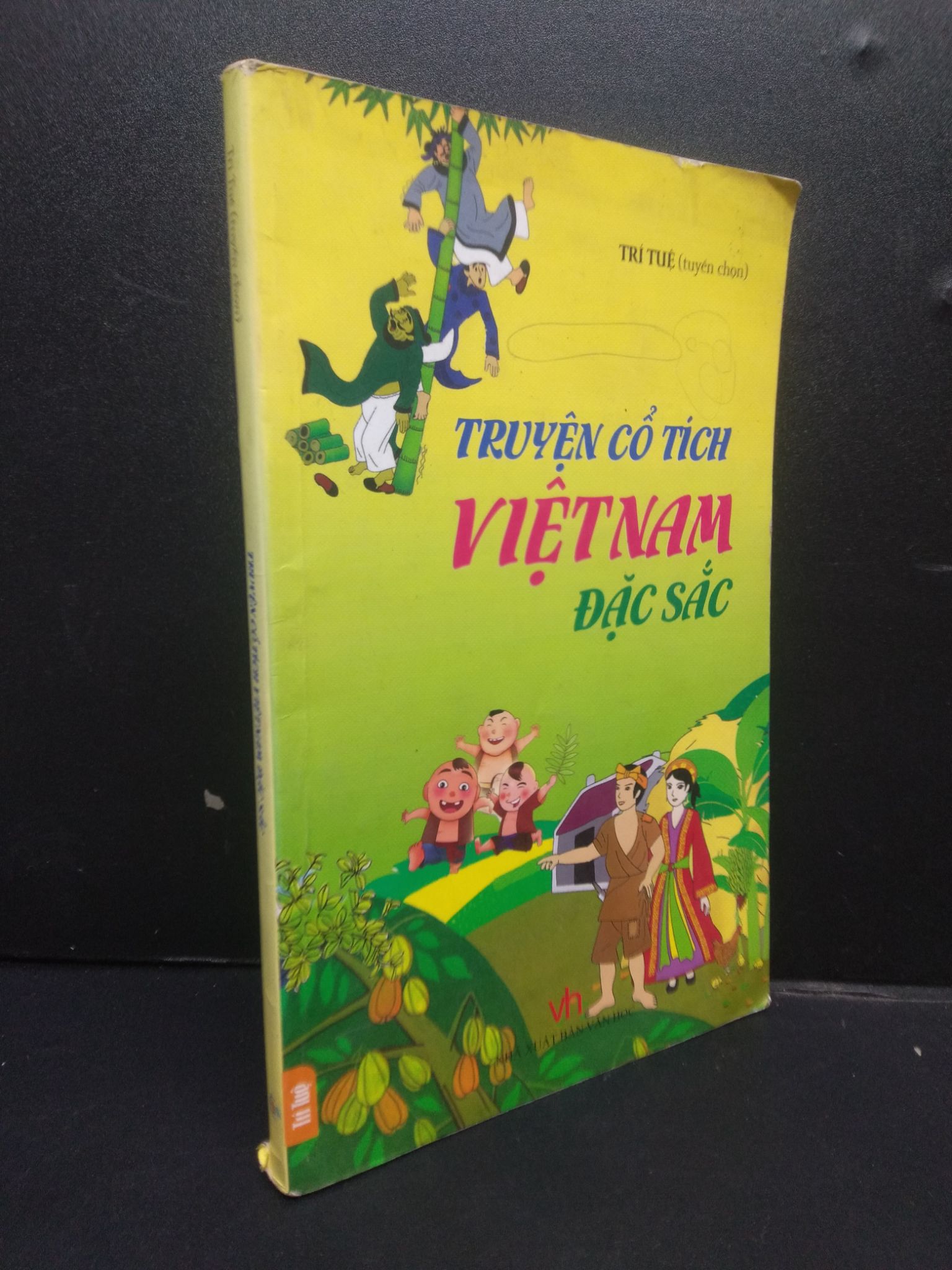 Truyện cổ tích Việt Nam đặc sắc mới 80% bẩn có viết tên có vết mực 2016 2105 Trí Tuệ (tuyển chọn) (SL có thể đặt: 1 Cuốn) - SÁCH ĐẠI HỌC