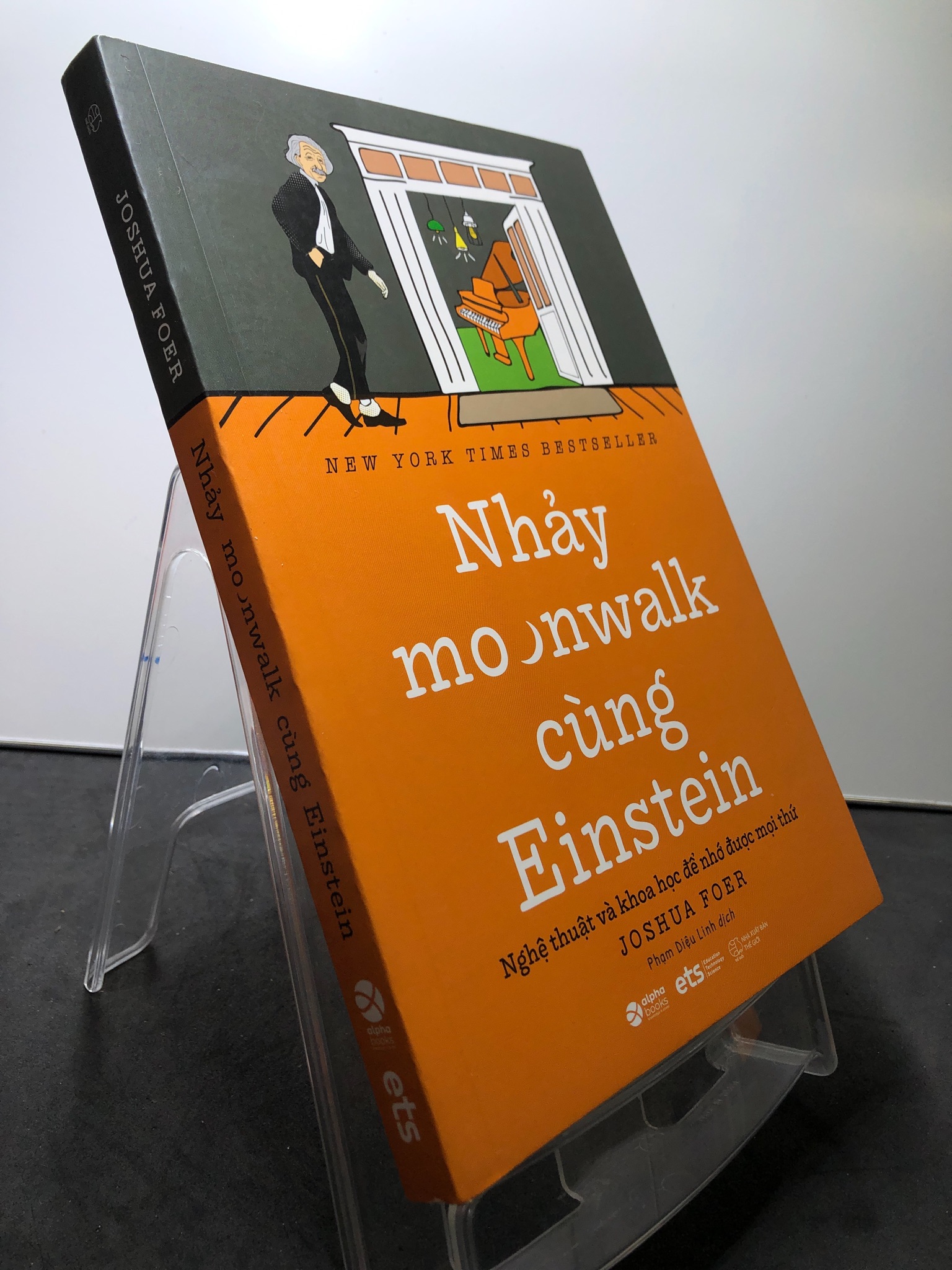 Nhảy moonwalk cùng Einstein 2020 mới 90% Joshua Foer 2307 (SL có thể đặt: 1 Cuốn) - SÁCH ĐẠI HỌC