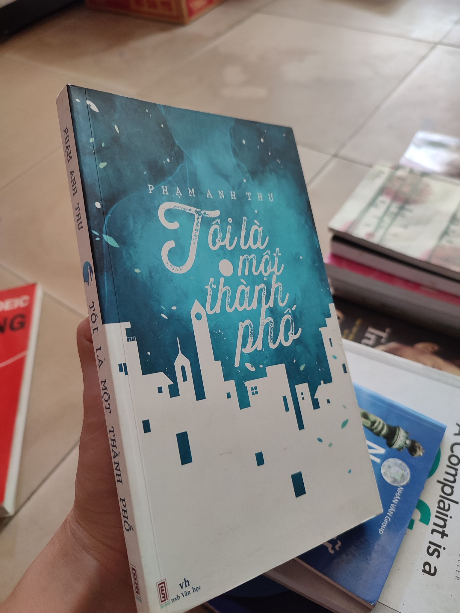 Tôi là một thành phố mới 90% 2603 (SL có thể đặt: 1 Cuốn) - SÁCH ĐẠI HỌC