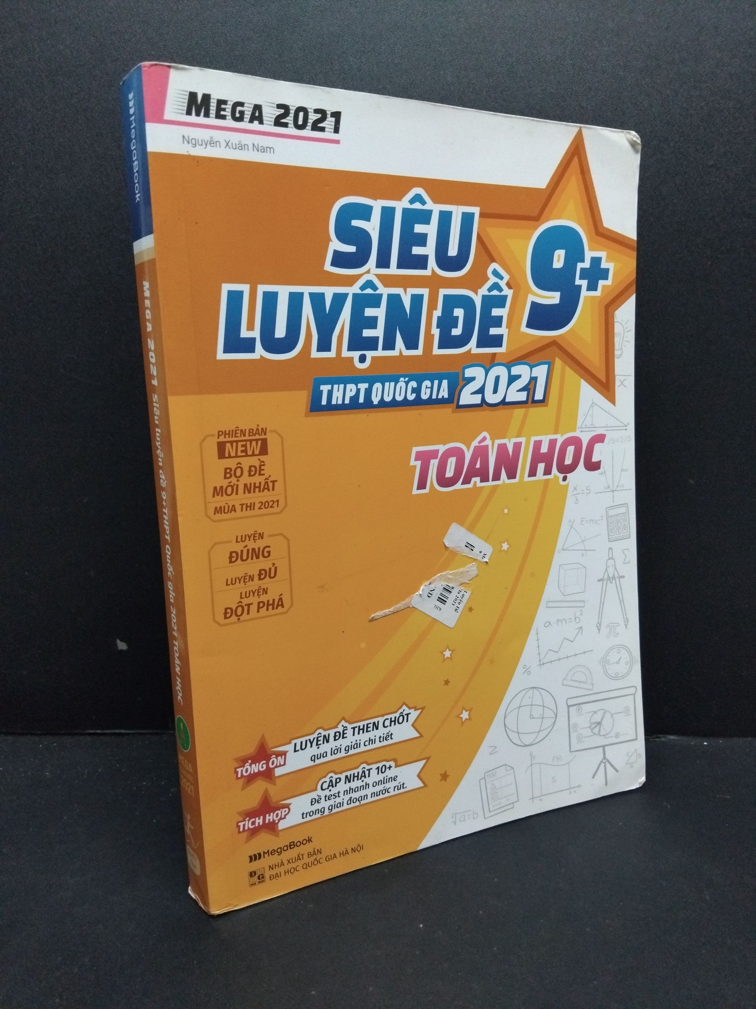 Mega 2021 siêu luyện đề 9+ THPT Quốc gia 2021 toán học (tặng kèm bảng công thức) mới 90% bẩn nhẹ 2020 2608 Nguyễn Xuân Nam Sách luyện thi đại học, cao đẳng (SL có thể đặt: 1 Cuốn) - SÁCH ĐẠI HỌC