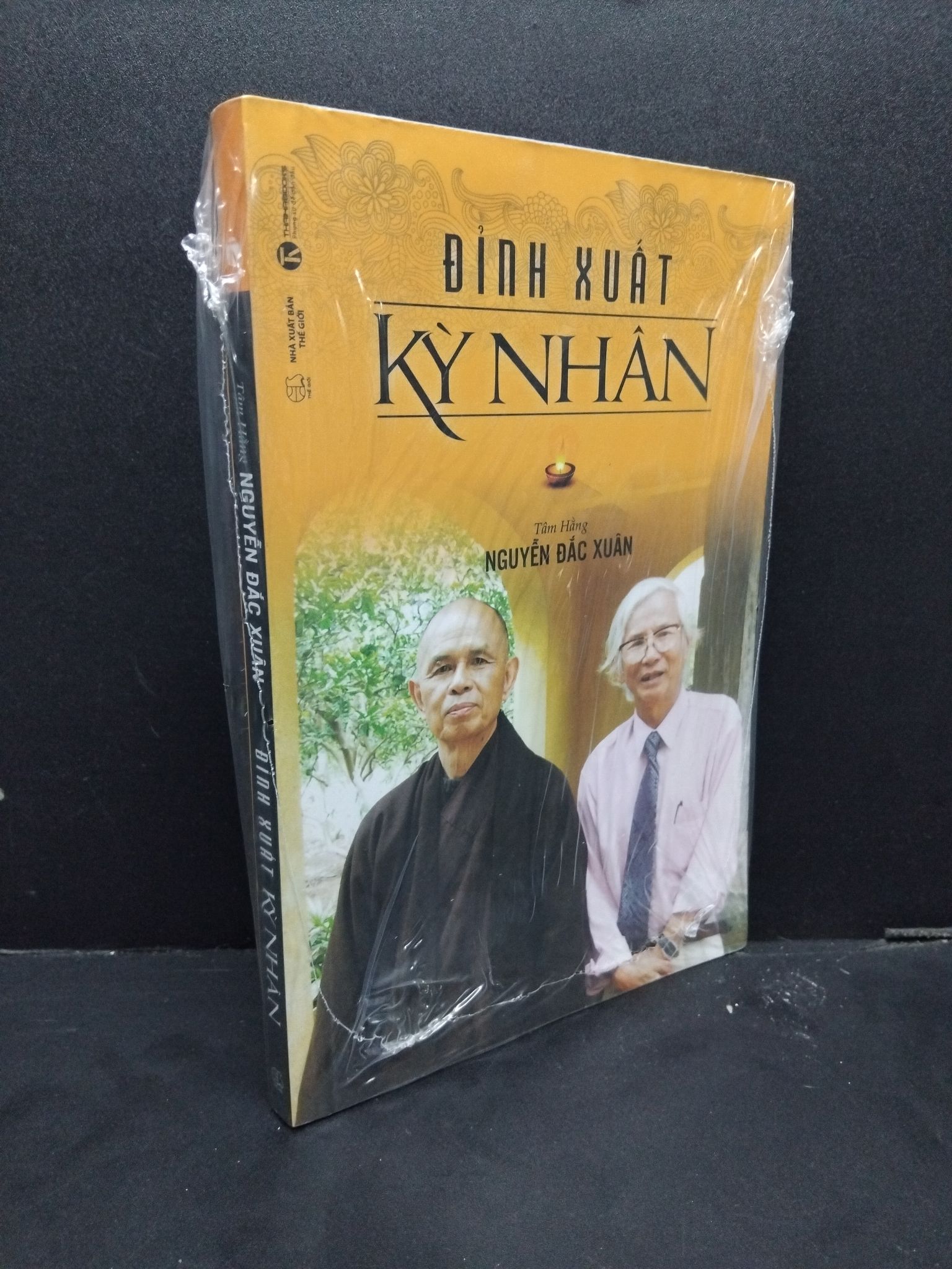 Đỉnh Xuất Kỳ Nhân Nguyễn Đắc Xuân mới 100% 2408 sách tôn giáo Sách tôn giáo, tâm linh (SL có thể đặt: 2 Cuốn) - SÁCH ĐẠI HỌC