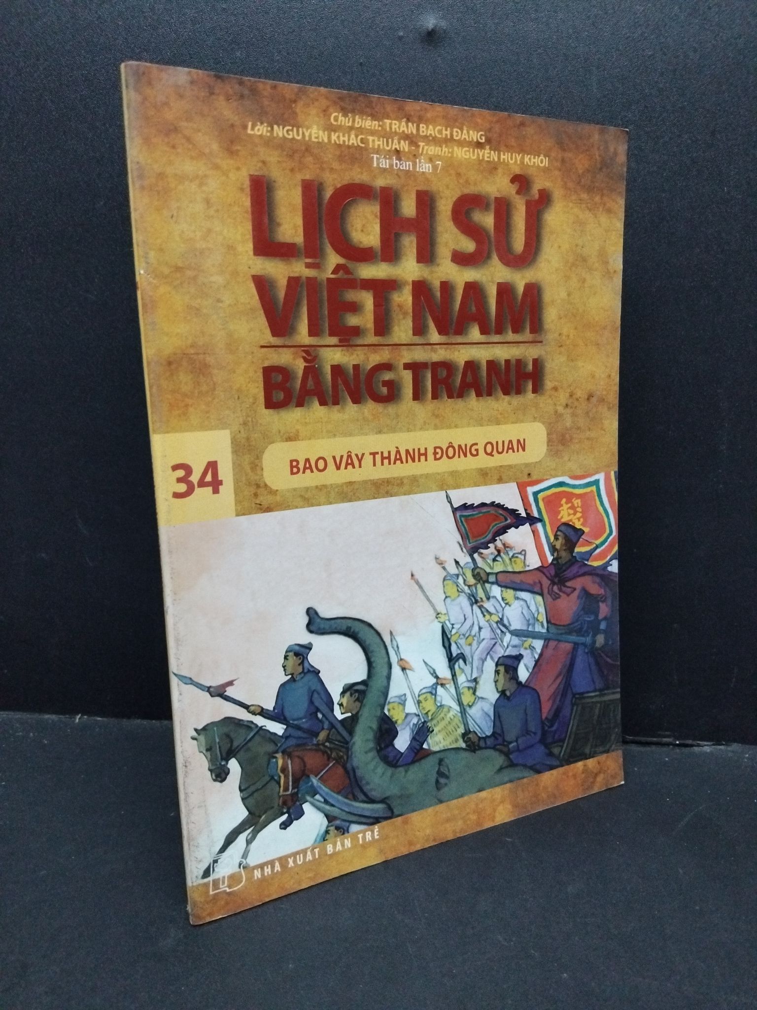 Lịch sử Việt Nam bằng tranh tập 34 mới 90% bẩn nhẹ 2017 1410 Trần Bạch Đằng Lịch sử, địa lí Việt Nam (SL có thể đặt: 4 Cuốn) - SÁCH ĐẠI HỌC