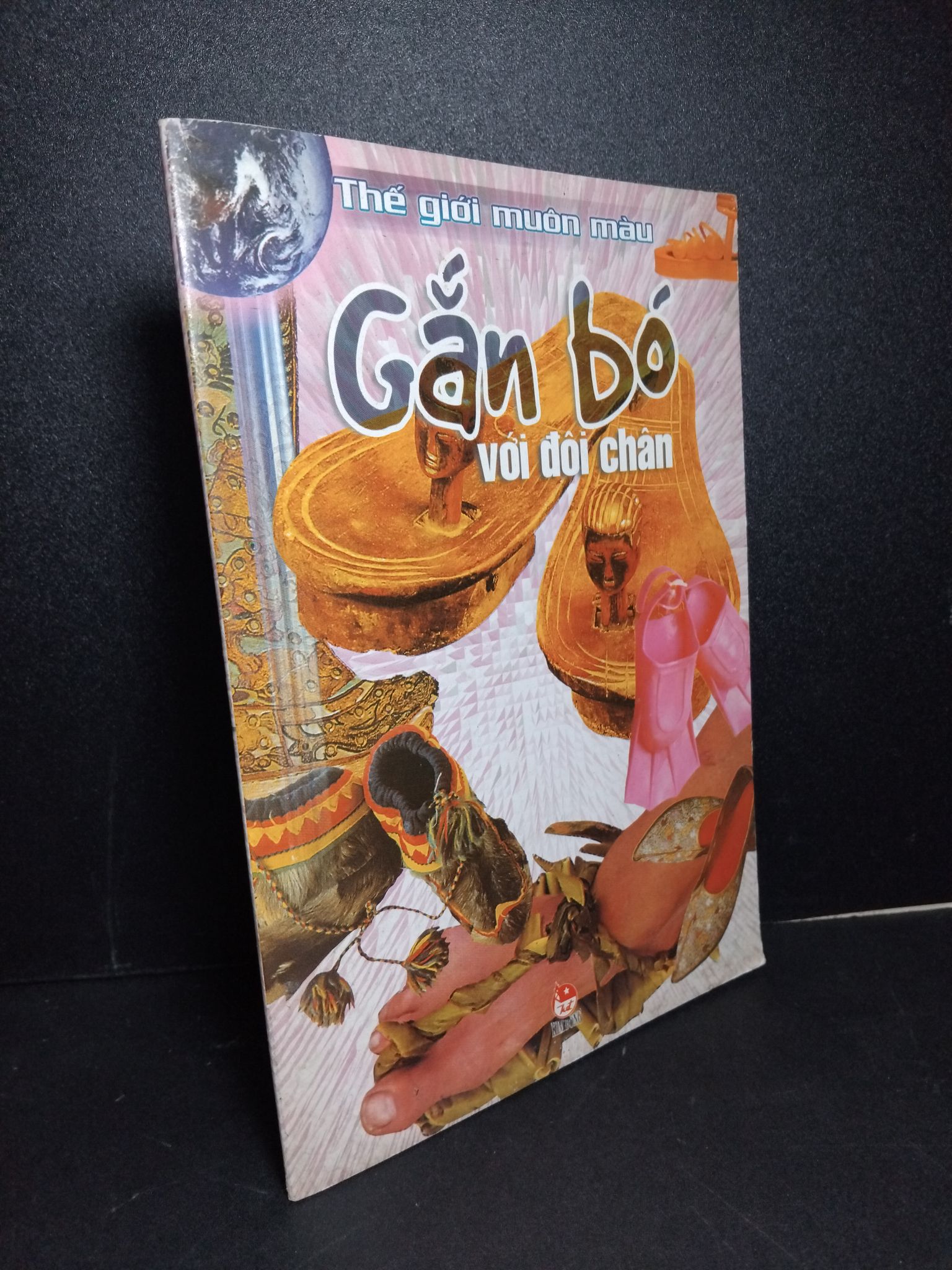 Gắn bó với đôi chân mới 80% ố 2004 2103 Sách tư duy, kỹ năng sống (SL có thể đặt: 1 Cuốn) - SÁCH ĐẠI HỌC