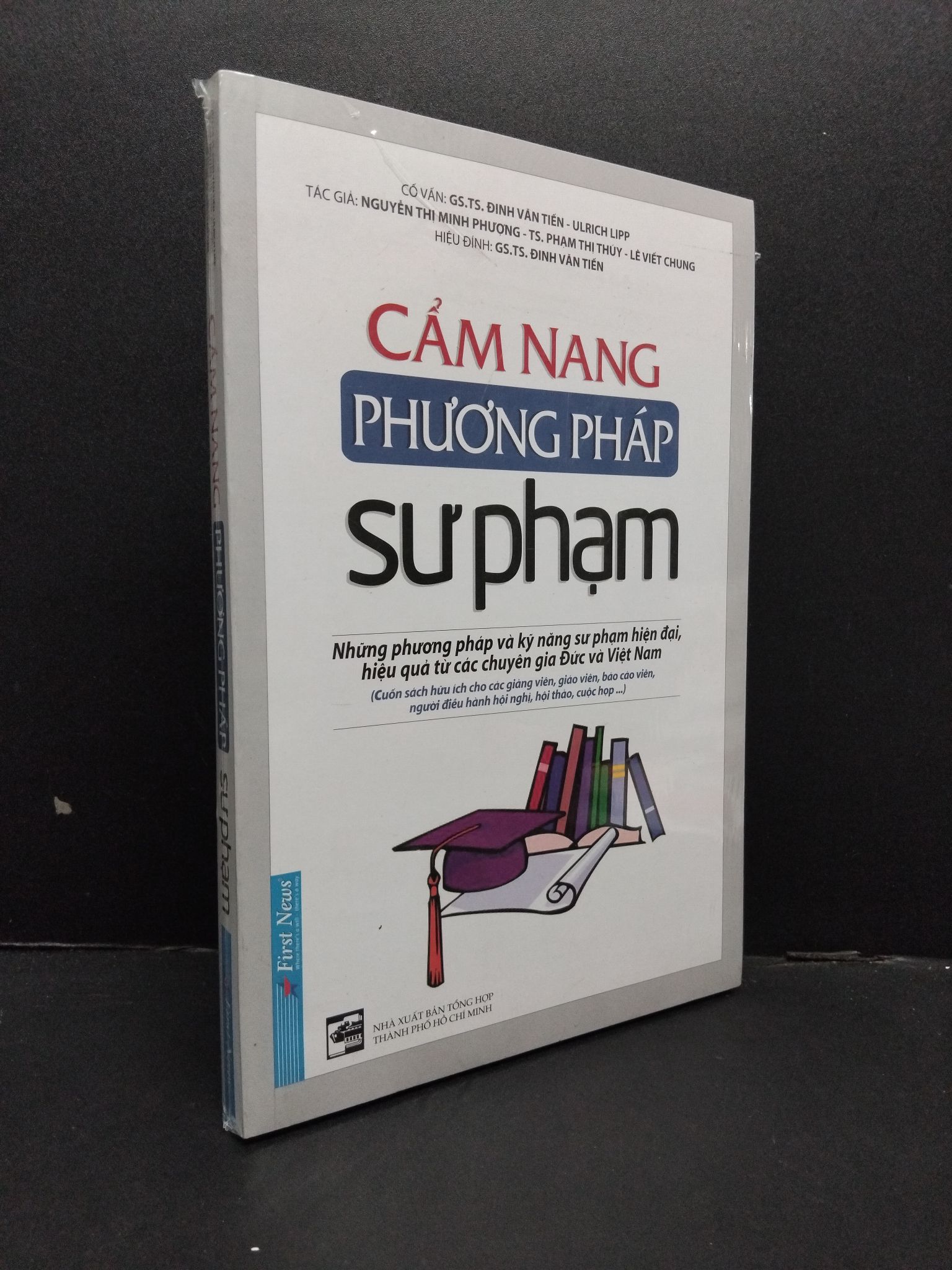 Cẩm nang phương pháp sư phạm mới 100% 2608 Nguyễn Thị Minh Phượng - TS. Phạm Thị Thúy - Lê Viết Chung Sách giáo dục (SL có thể đặt: 1 Cuốn) - SÁCH ĐẠI HỌC