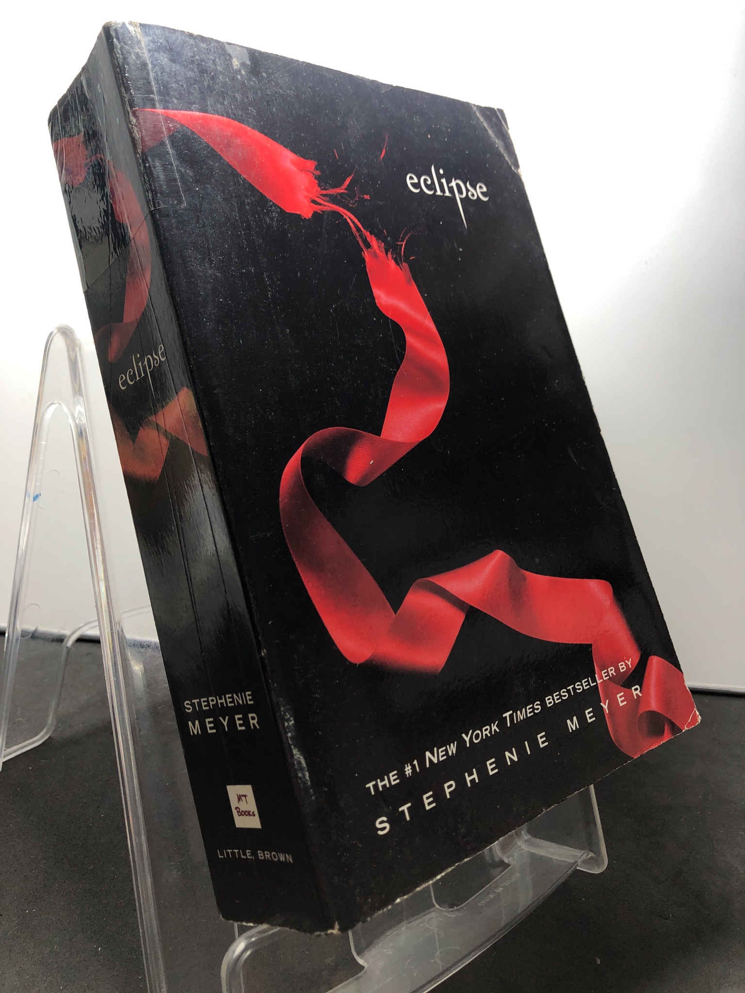 Eclipse mới 80% ố vàng nhẹ Stephenie Meyer 1508 Sách ngoại văn (SL có thể đặt: 1 Cuốn) - SÁCH ĐẠI HỌC