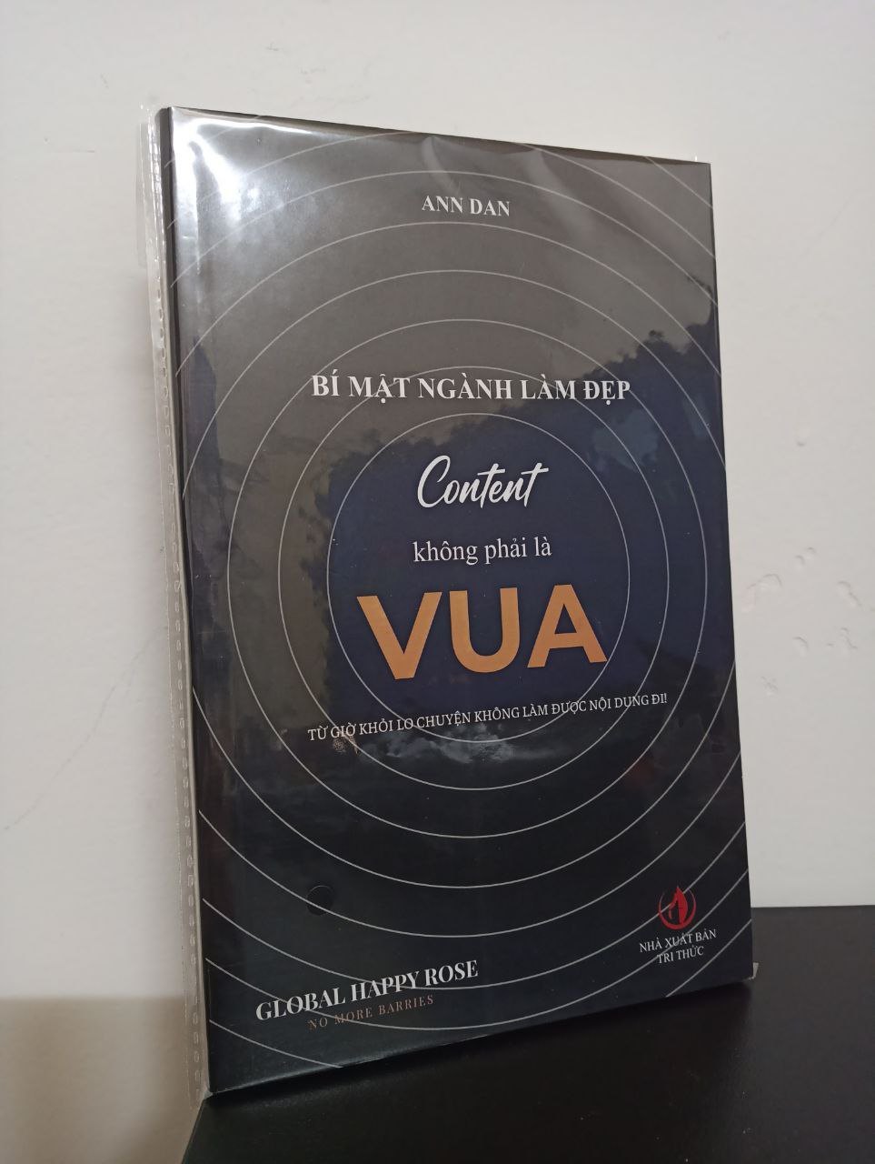 Bí Mật Ngành Làm Đẹp - Content Không Phải Là Vua - Ann Dan New 100% 1809 (SL có thể đặt: 1 cuốn) - SÁCH ĐẠI HỌC