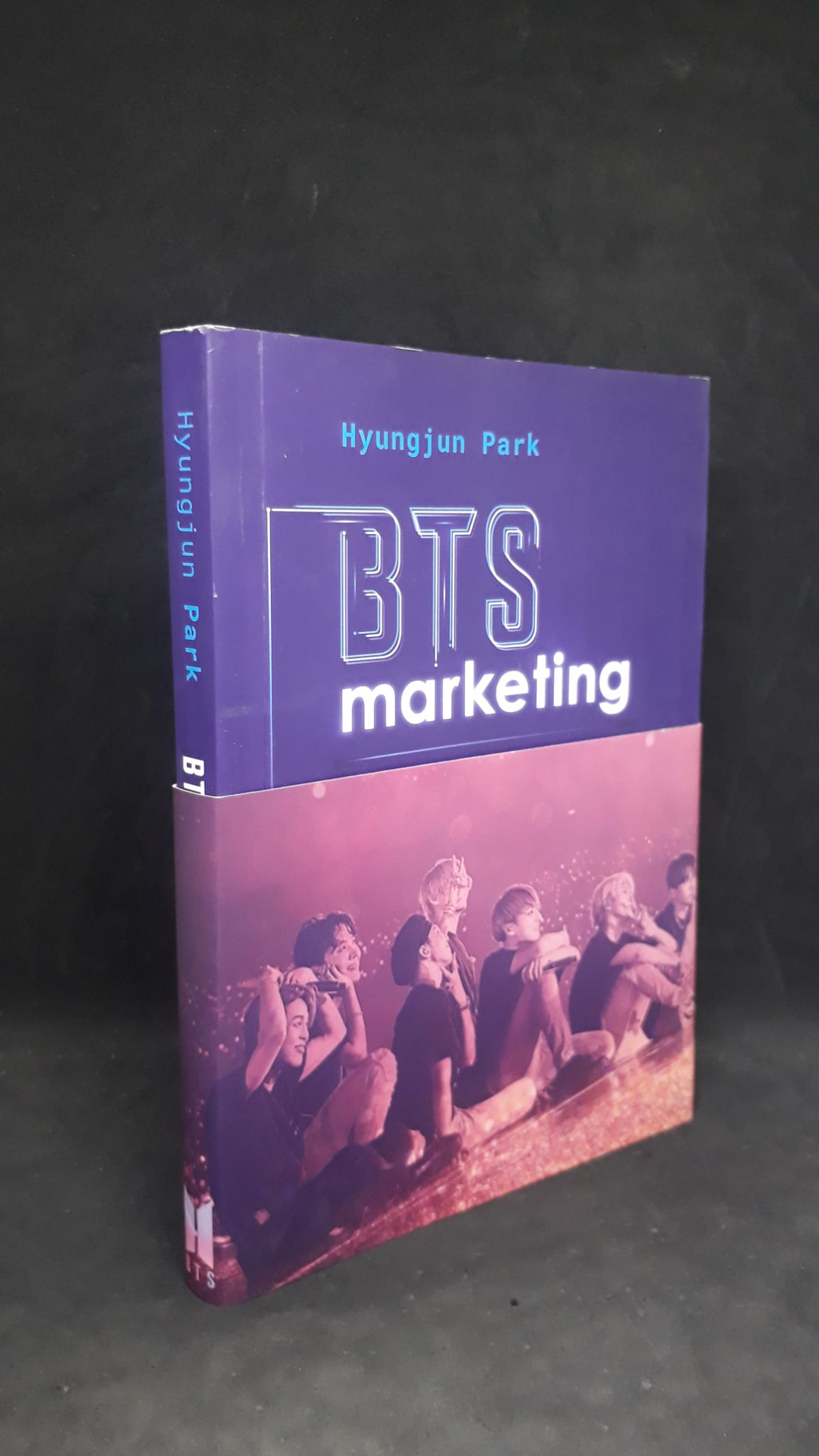 BTS marketing 2019 - Hyungjun Park new 90% 1206 Marketing, bán hàng (SL có thể đặt: 1 Cuốn) - SÁCH ĐẠI HỌC