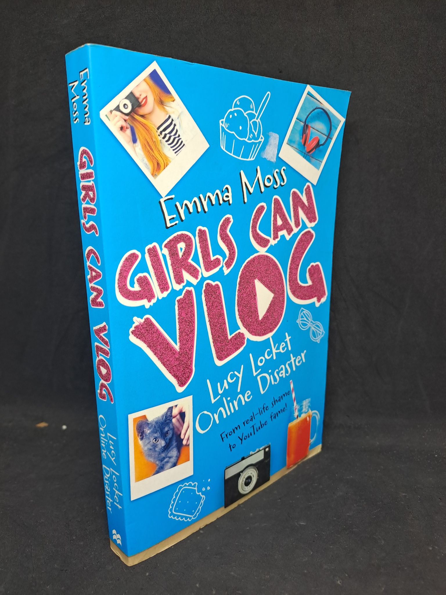 Girl Can Vlog Lucy Locket - Emma Moss mới 80% 2806 Sách ngoại văn (SL có thể đặt: 1 Cuốn) - SÁCH ĐẠI HỌC