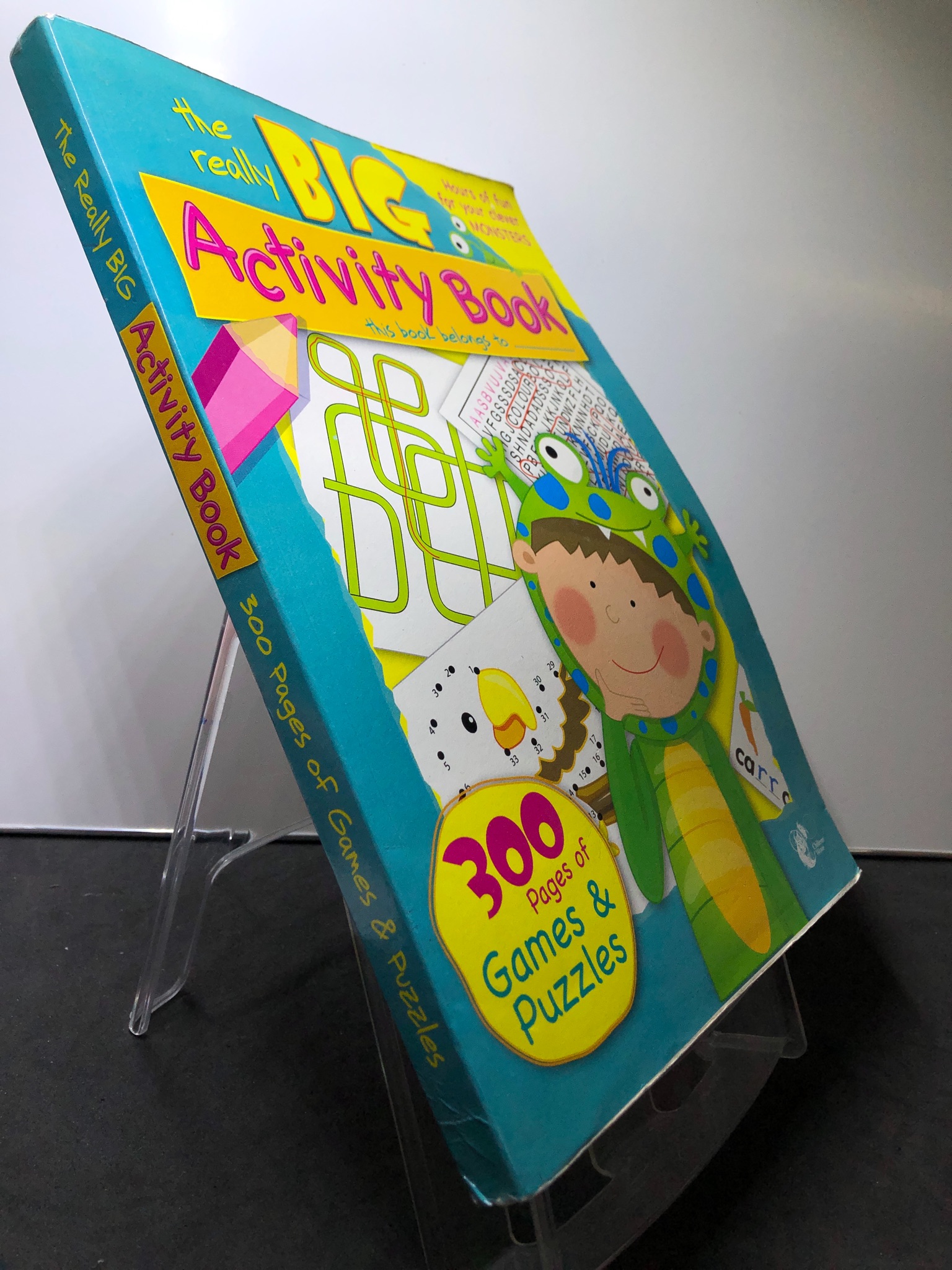 The really big activity Book 300 pages of Games and Puzzles mới 85% bẩn nhẹ 2607 Sách ngoại văn (SL có thể đặt: 1 Cuốn) - SÁCH ĐẠI HỌC