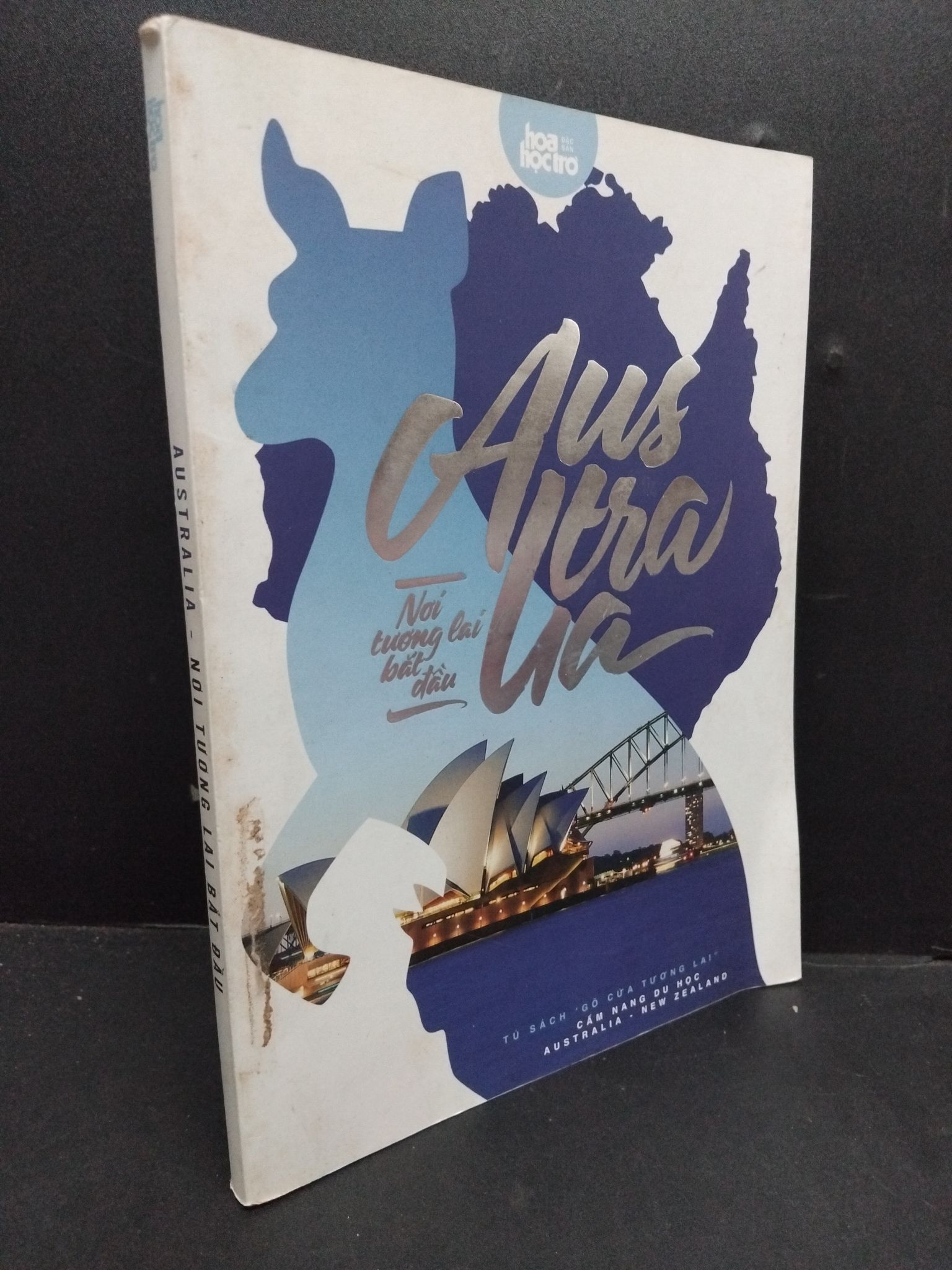 Australia - Nơi tương lai bắt đầu mới 70% ố 2015 1410 Sách tư duy, kỹ năng sống (SL có thể đặt: 1 Cuốn) - SÁCH ĐẠI HỌC
