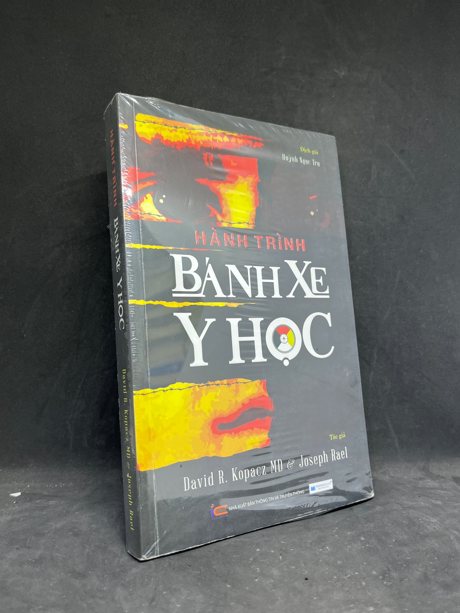 Hành Trình Bánh Xe Y Học - David R.Kopacz MD & Joseph Rael new 100% 1606 Sách y học hiện đại (SL có thể đặt: 1 Cuốn) - SÁCH ĐẠI HỌC