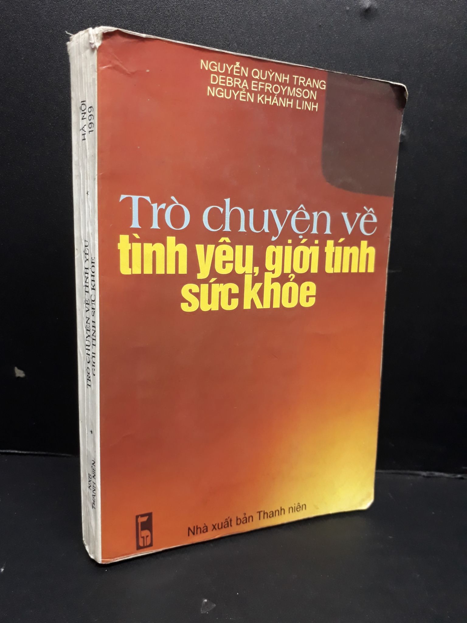 Trò chuyện về tình yêu giưới tính sức khỏe mới 70% ố bẩn 1999 2809 Sách sức khỏe (SL có thể đặt: 1 Cuốn) - SÁCH ĐẠI HỌC