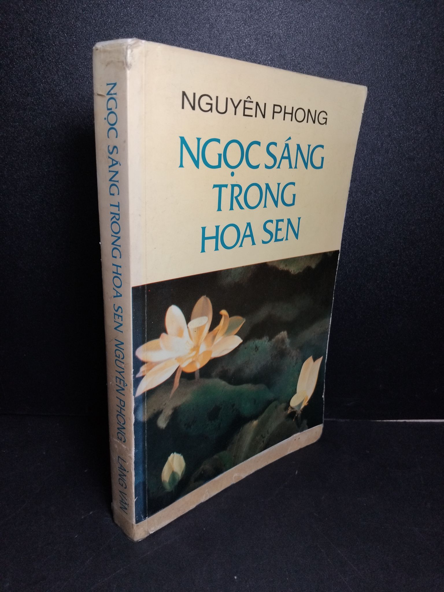 Ngọc sáng trong hoa sen mới 70% ố ẩm 1994 Nguyên Phong 2103 Sách tâm lý (SL có thể đặt: 1 Cuốn) - SÁCH ĐẠI HỌC