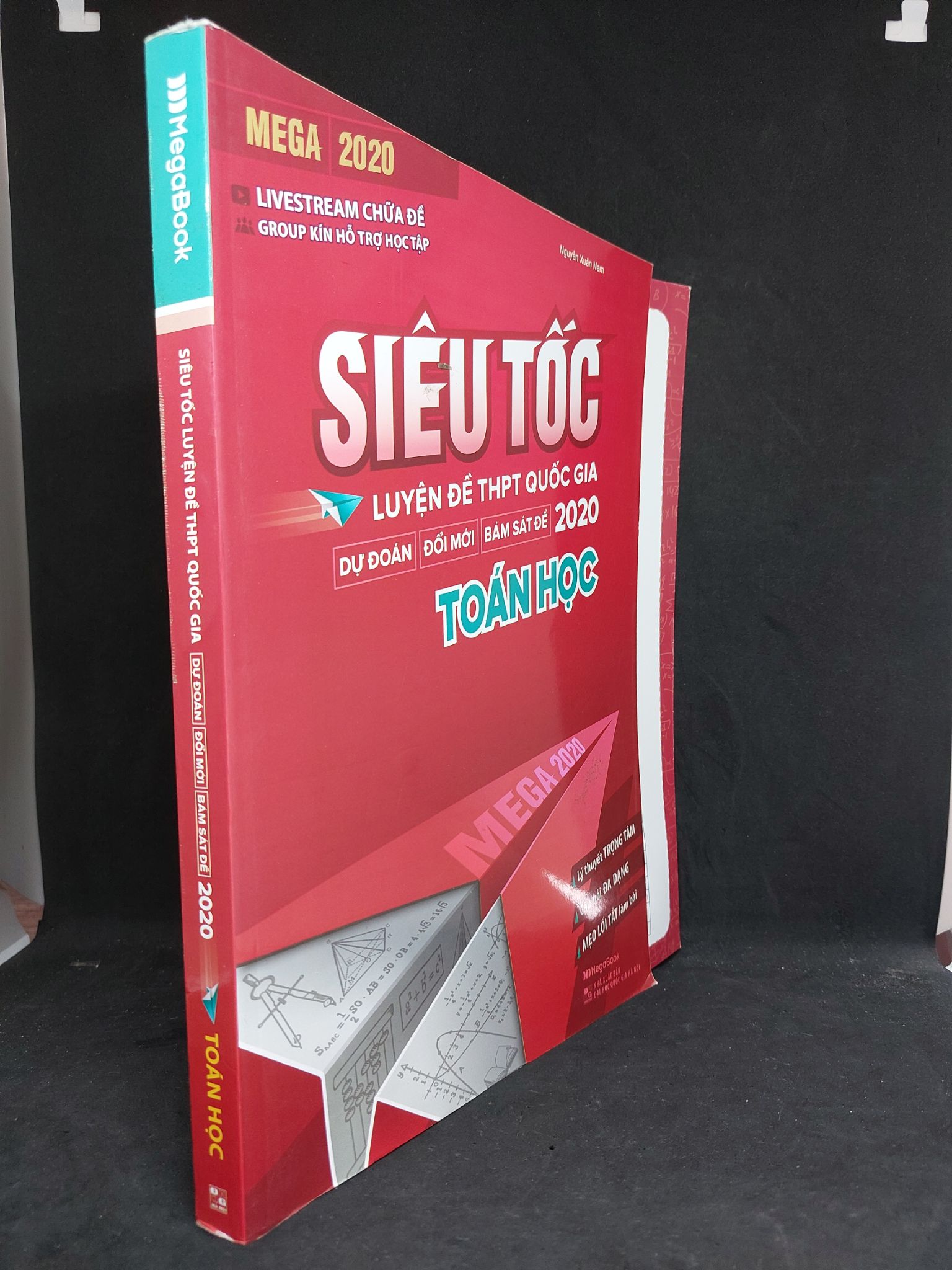 Siêu tốc luyện đề THPT Quốc gia dự đoán đổi mới bám sát đề 2020 Toán học mới 80% sách in màu 2019 2507 Sách luyện thi đại học, cao đẳng (SL có thể đặt: 2 Cuốn) - SÁCH ĐẠI HỌC