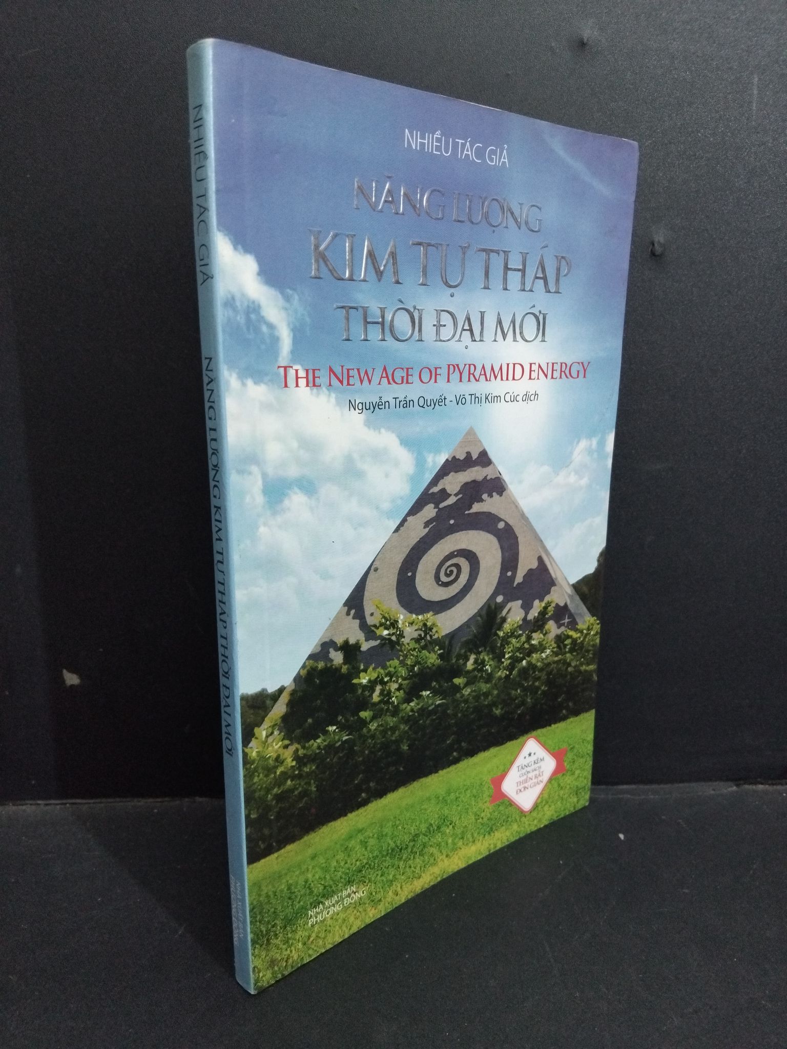 Năng lượng kim tử tháp thời đại mới mới 80% ố 2015 2811 Kiến thức bách khoa (SL có thể đặt: 1 Cuốn) - SÁCH ĐẠI HỌC