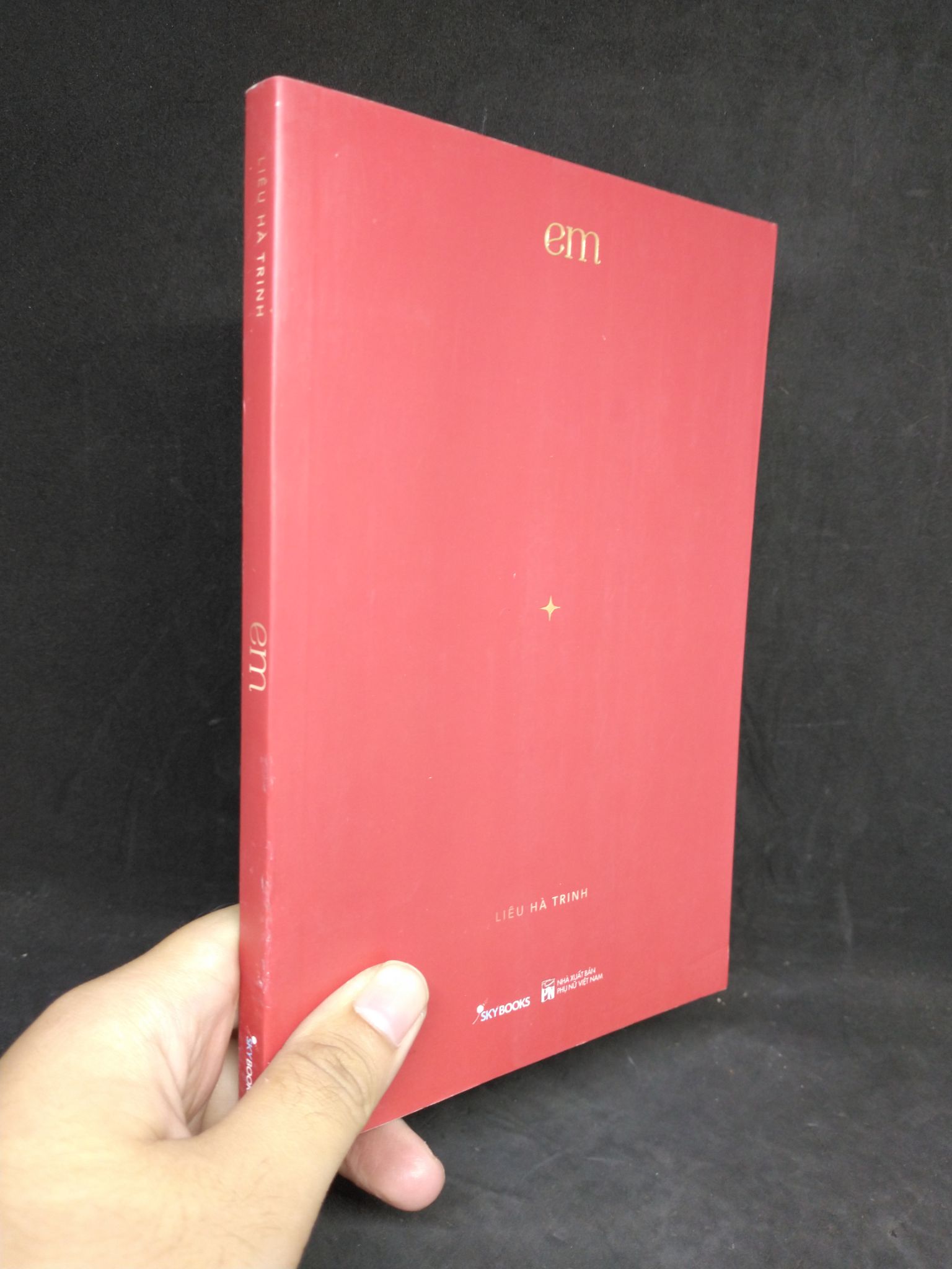 Em Liêu Hà Trình mới 90% 1303 (SL có thể đặt: 1 Cuốn) - SÁCH ĐẠI HỌC
