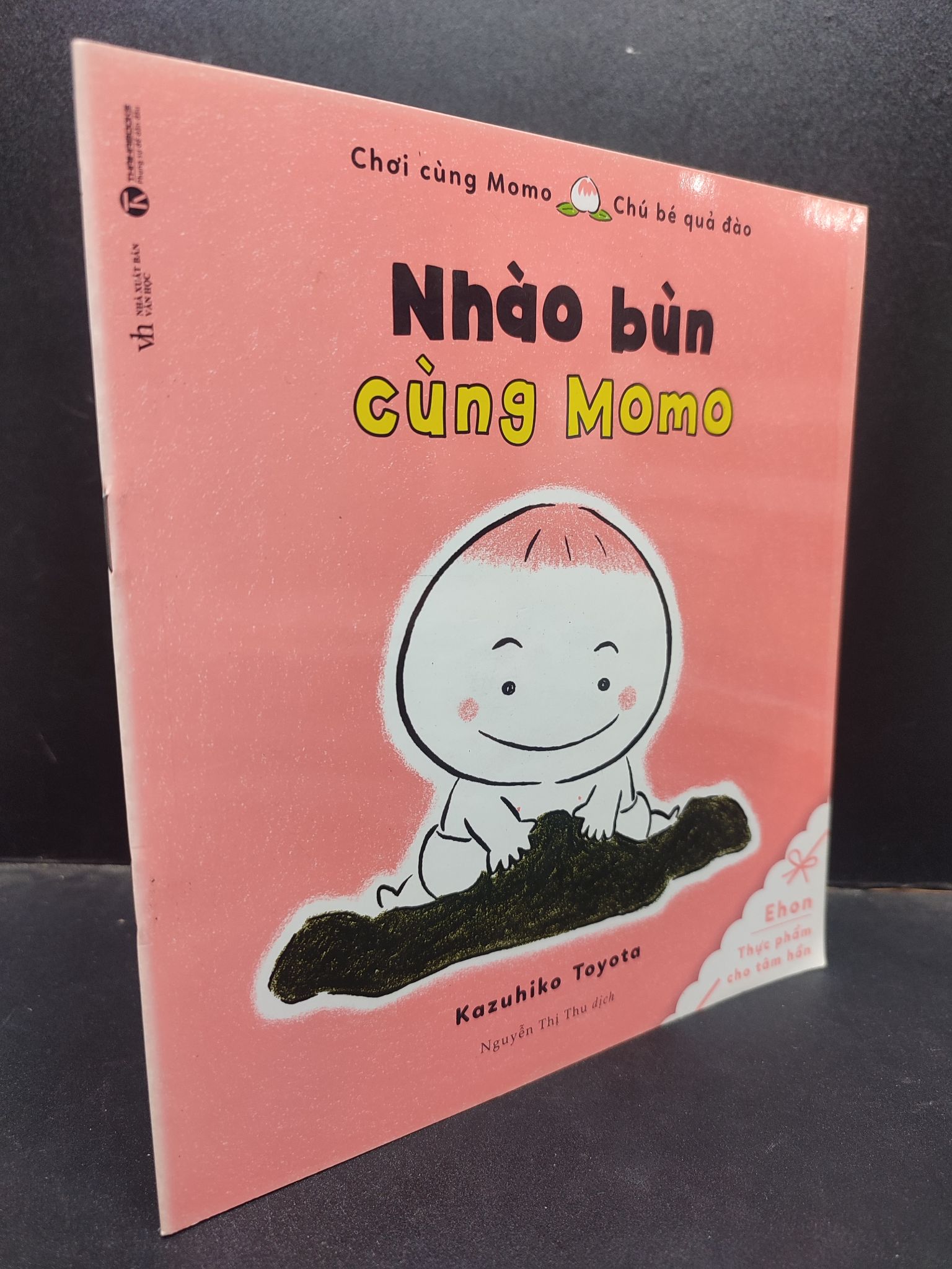 Ehon nhào bùn cùng Momo Toyota Kazuhiko 2019 mới 80% bẩn bìa 2704 truyện cho bé (SL có thể đặt: 1 cuốn) - SÁCH ĐẠI HỌC
