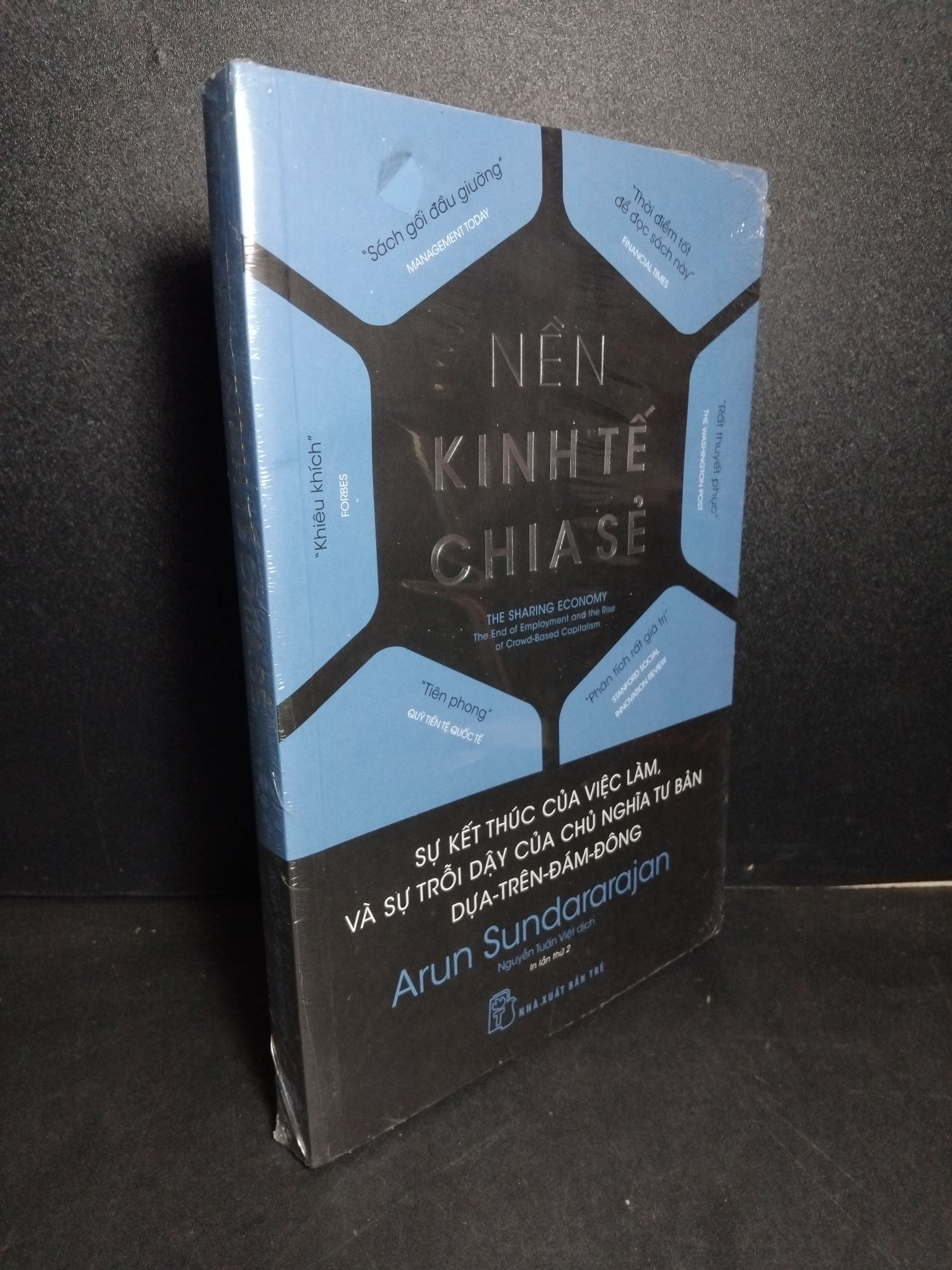 Nền kinh tế chia sẻ mới 100% Arun Sundararajan 2103 Phân tích kinh tế (SL có thể đặt: 1 Cuốn) - SÁCH ĐẠI HỌC