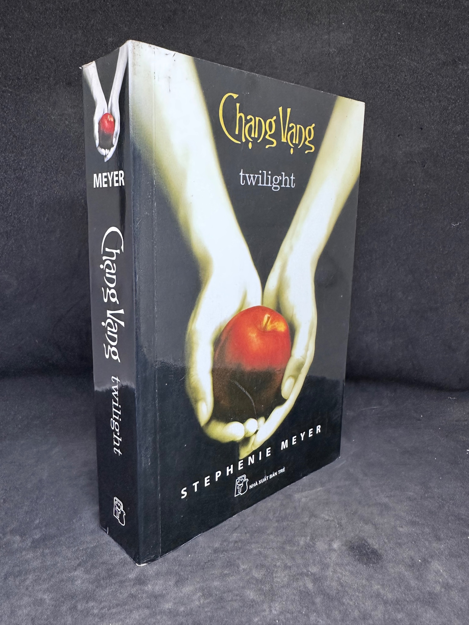 [Phiên Chợ Sách Cũ] Chạng Vạng, Stephenie Meyer, 2009 1304 (SL có thể đặt: 1 Cuốn) - SÁCH ĐẠI HỌC