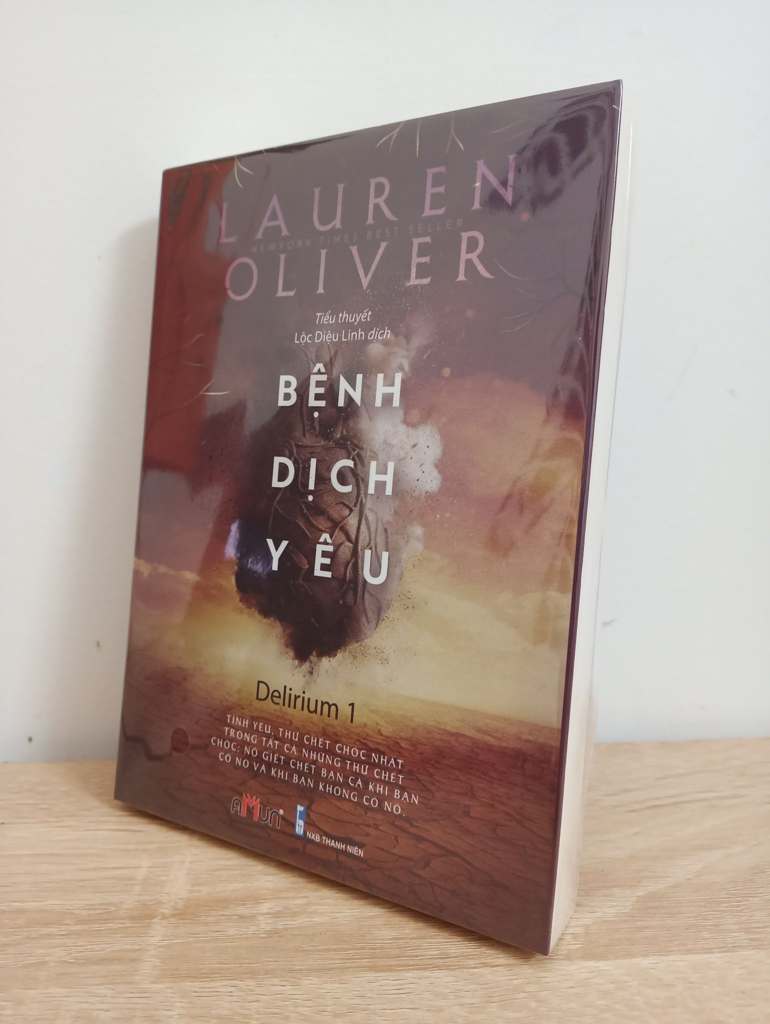 Bệnh Dịch Yêu - Lauren Oliver New 95% 1007 (SL có thể đặt: 1 cuốn) - SÁCH ĐẠI HỌC