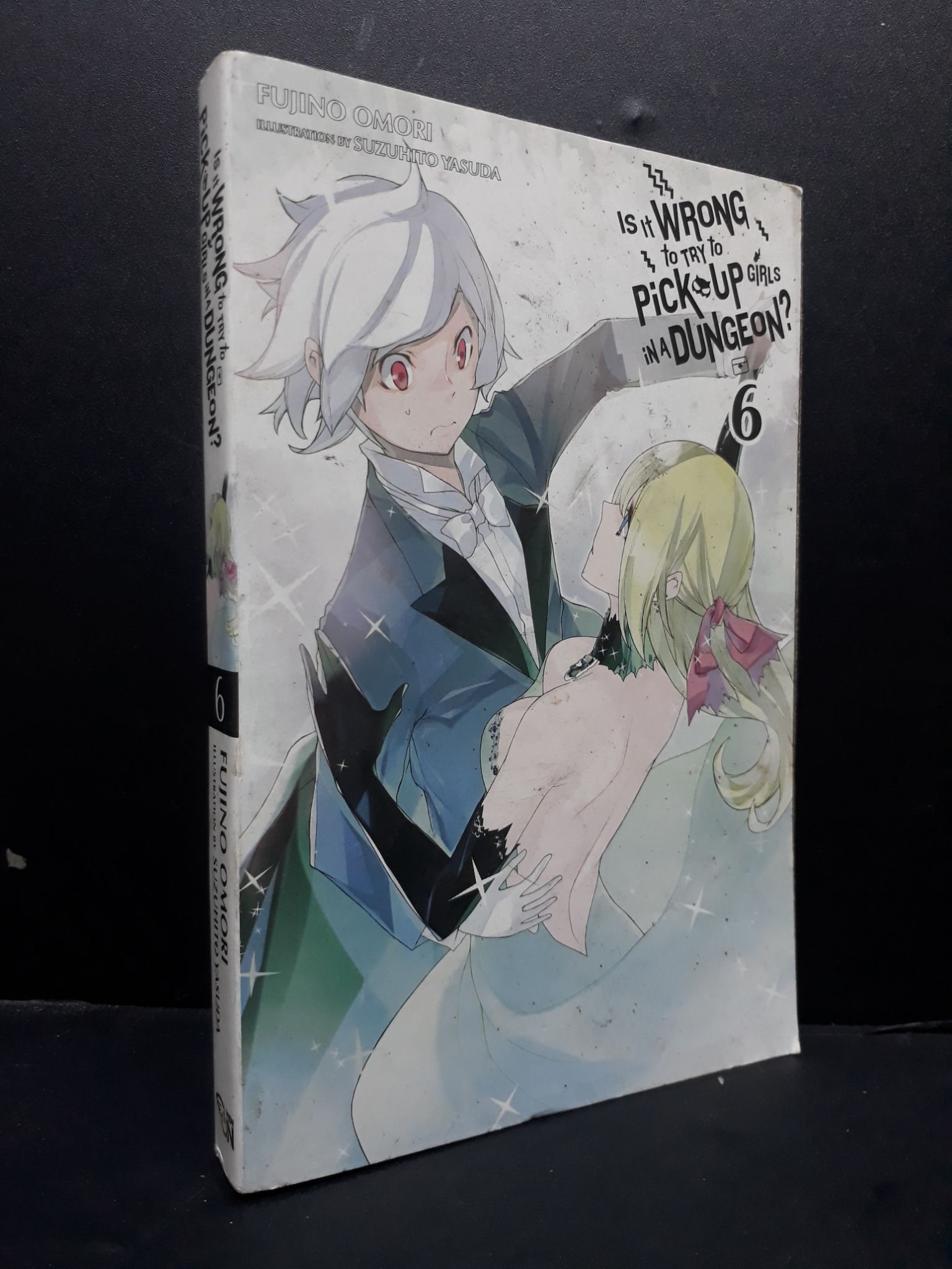 Is it wrong to try to pick up girls in a Dungeon tập 6 mới 80% ố vàng 1406 Fujino omori Sách ngoại văn (SL có thể đặt: 1 Cuốn) - SÁCH ĐẠI HỌC